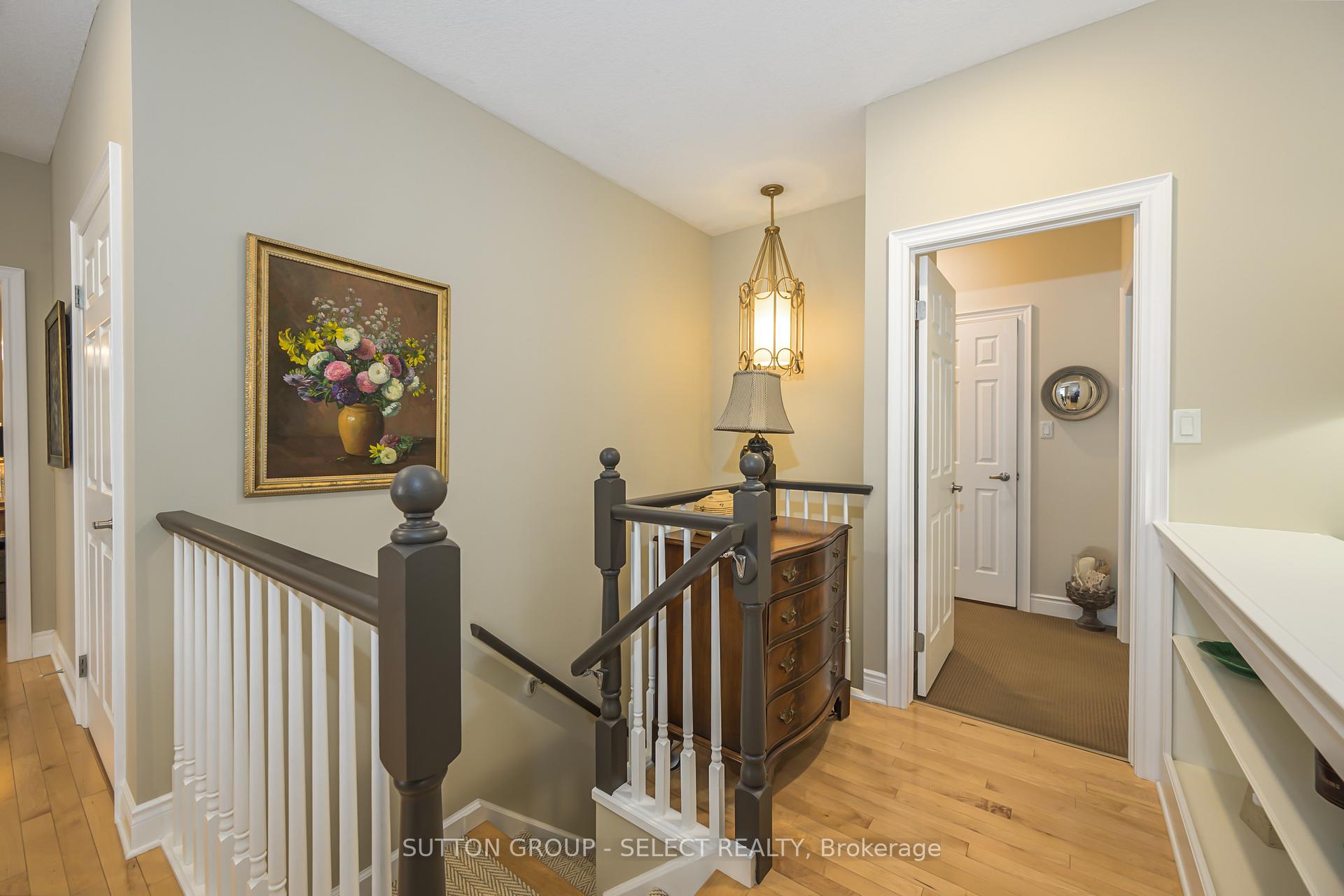 Photo 15 of Unit 5, 578 Mcgarrell Place, London, North R — HOMEH