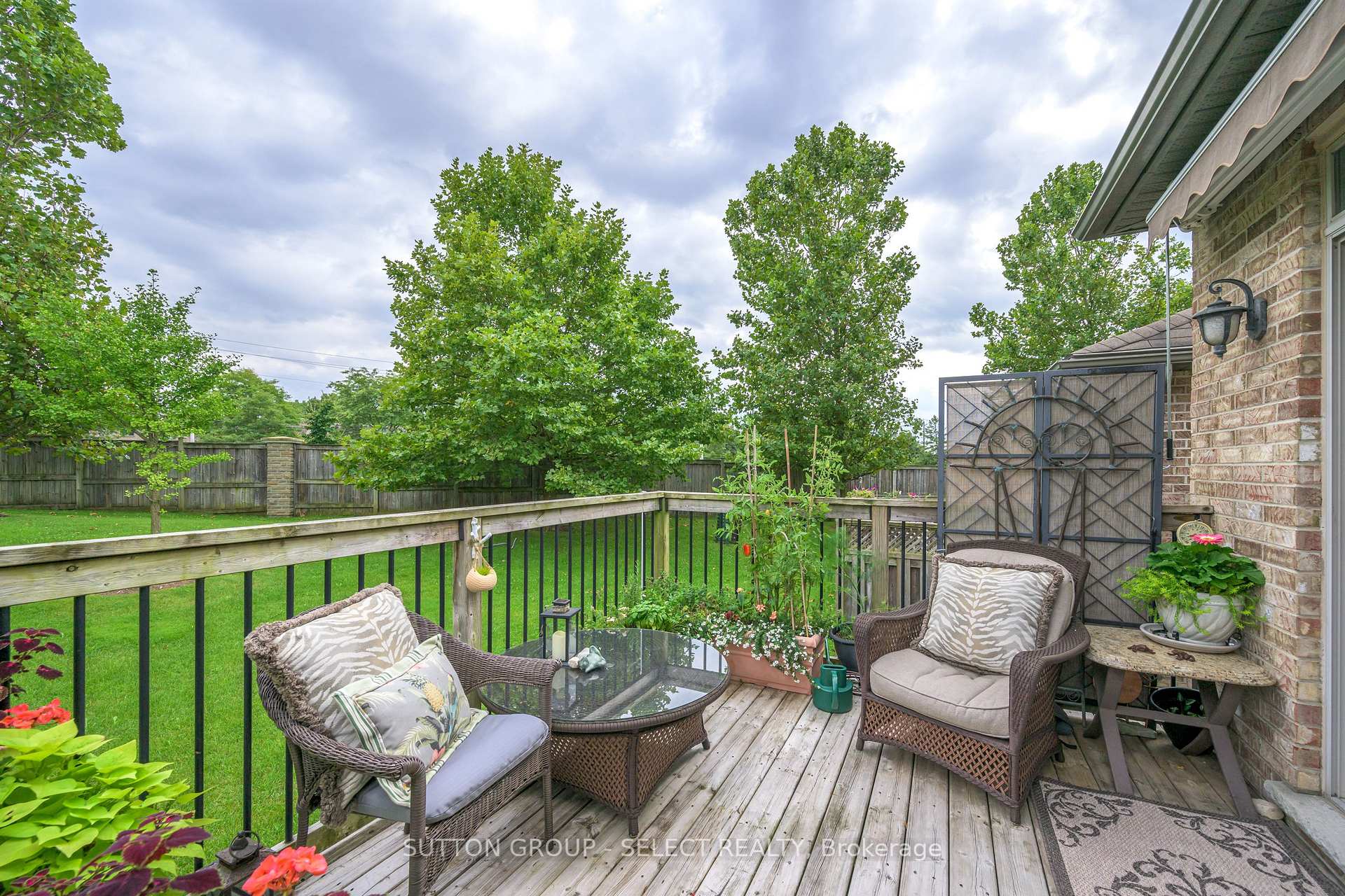 Photo 32 of Unit 5, 578 Mcgarrell Place, London, North R — HOMEH