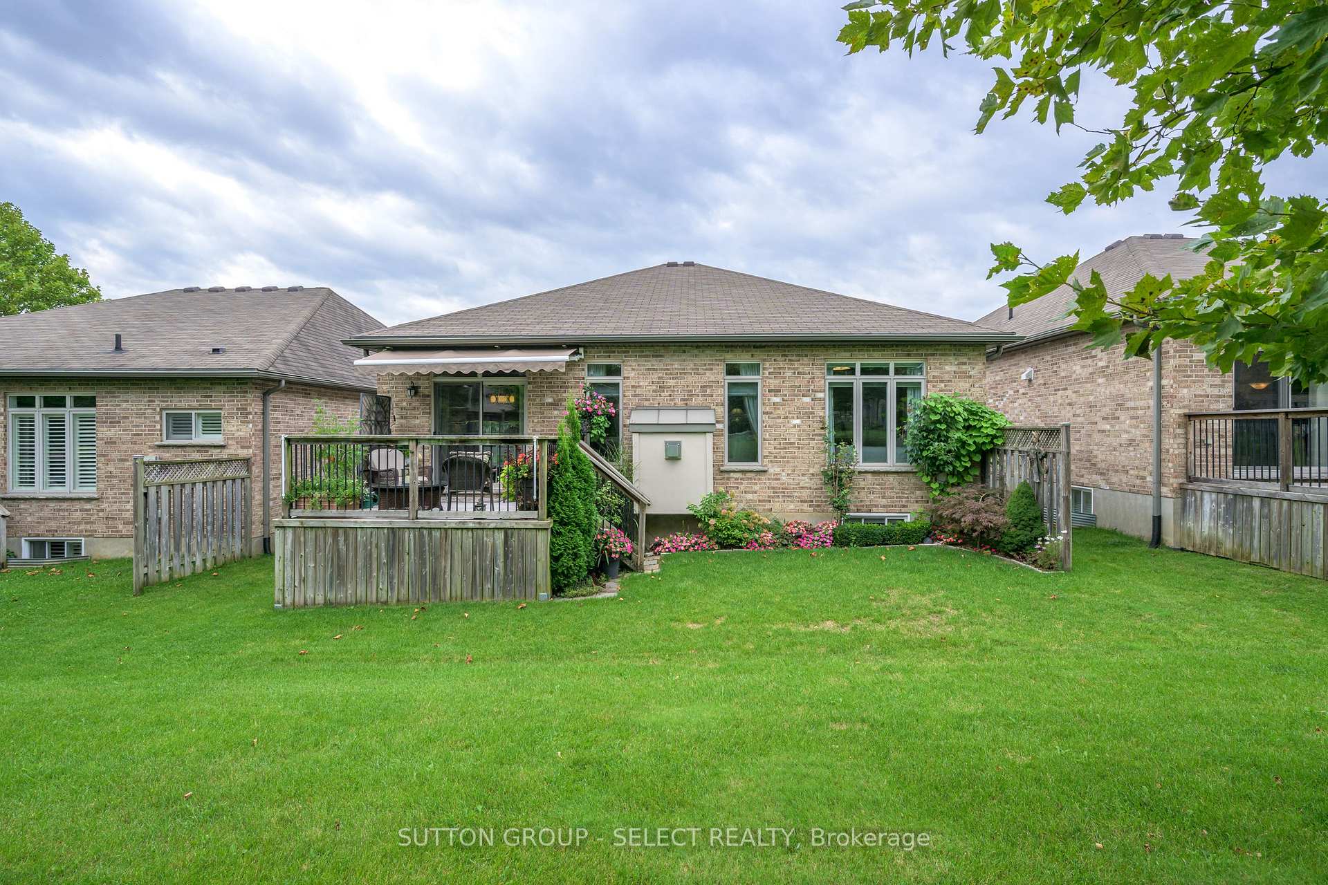 Photo 37 of Unit 5, 578 Mcgarrell Place, London, North R — HOMEH
