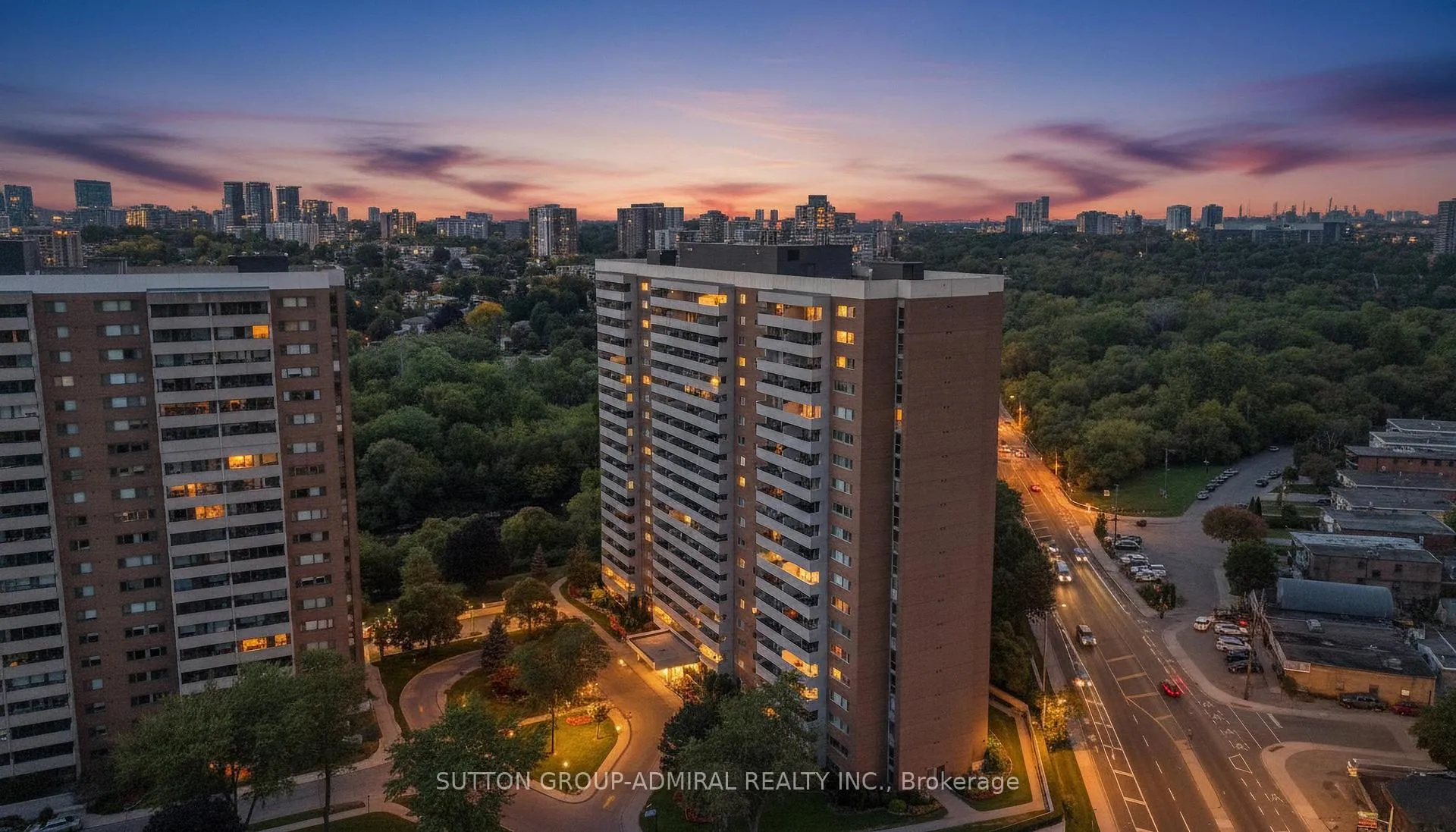 Photo 1 of Unit 1001, 270 Scarlett Road, Toronto, Rockcliffe-Smythe — HOMEH