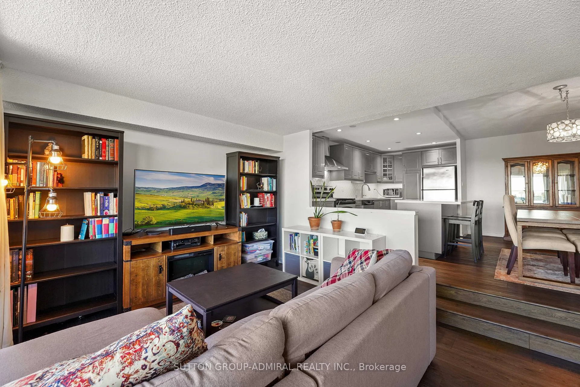 Photo 16 of Unit 1001, 270 Scarlett Road, Toronto, Rockcliffe-Smythe — HOMEH