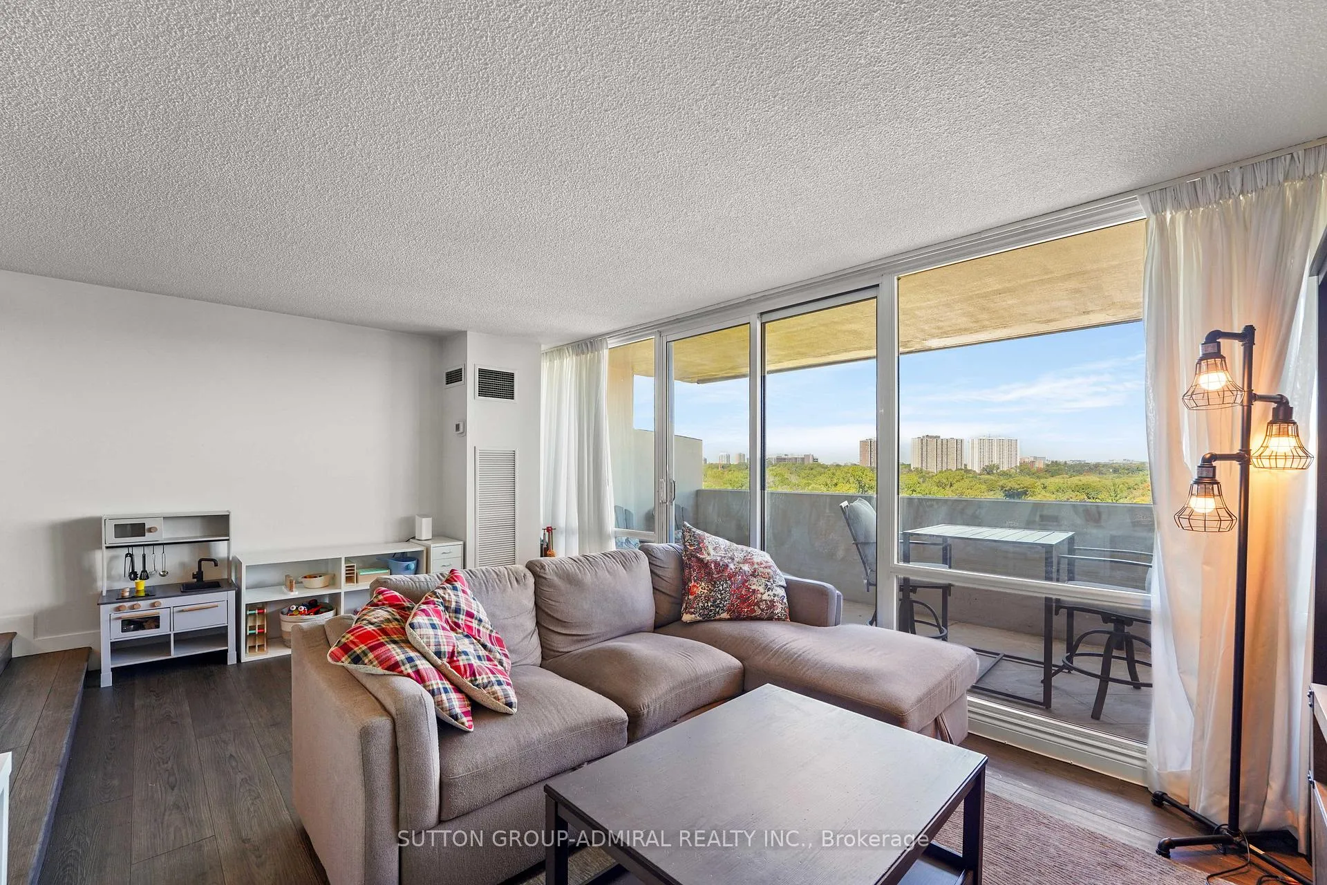 Photo 21 of Unit 1001, 270 Scarlett Road, Toronto, Rockcliffe-Smythe — HOMEH