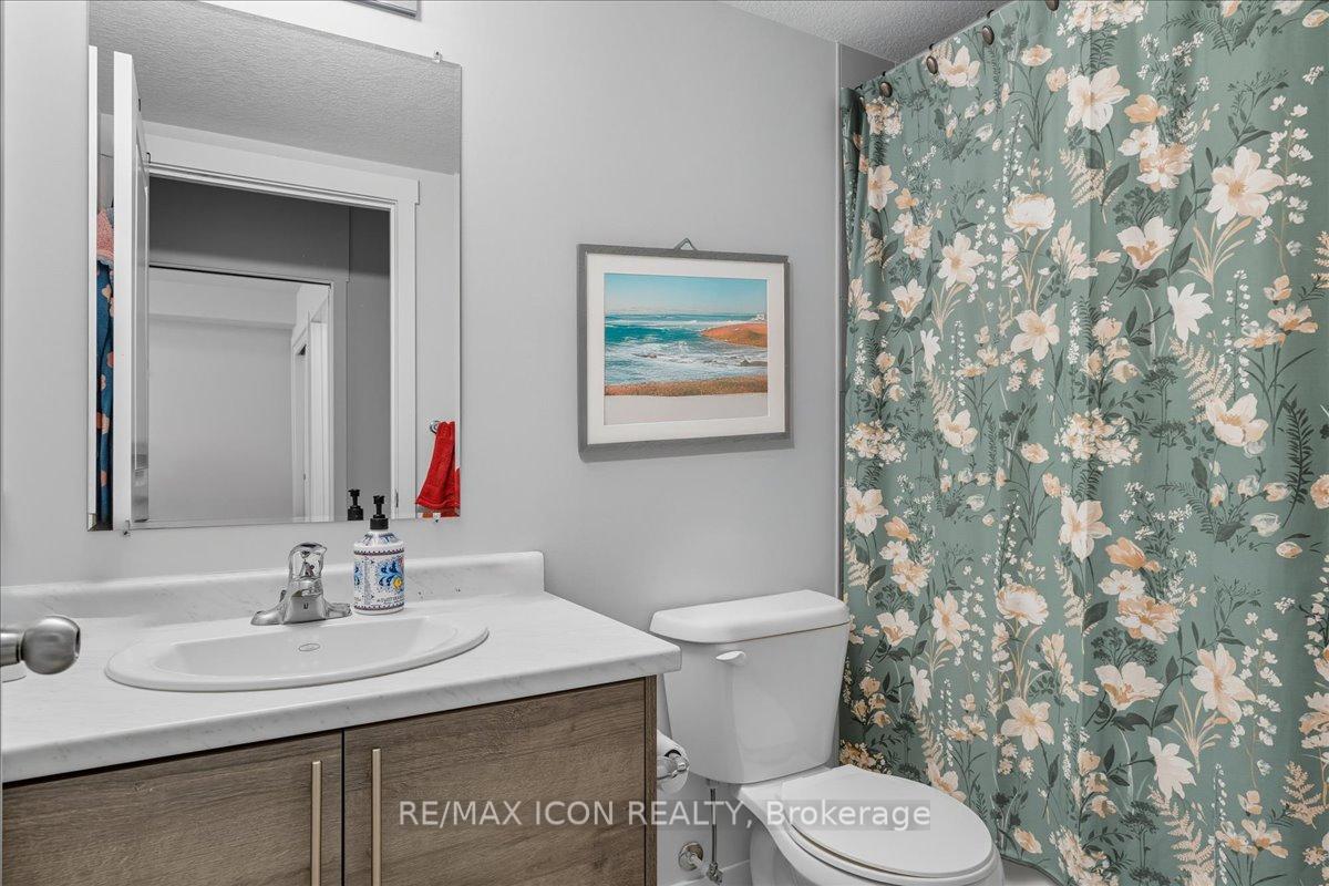 Photo 9 of Unit D11, 160 Rochefort Street, Kitchener — HOMEH