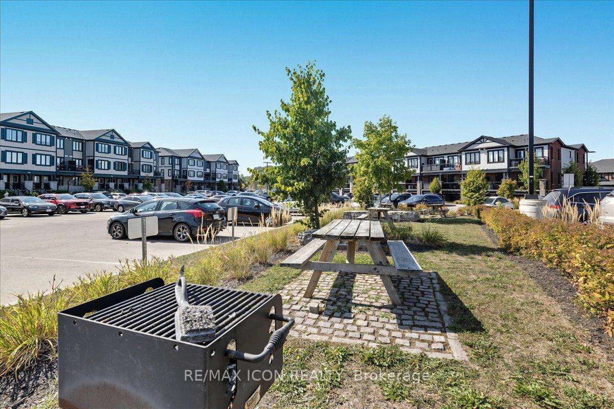 Photo 11 of Unit D11, 160 Rochefort Street, Kitchener — HOMEH