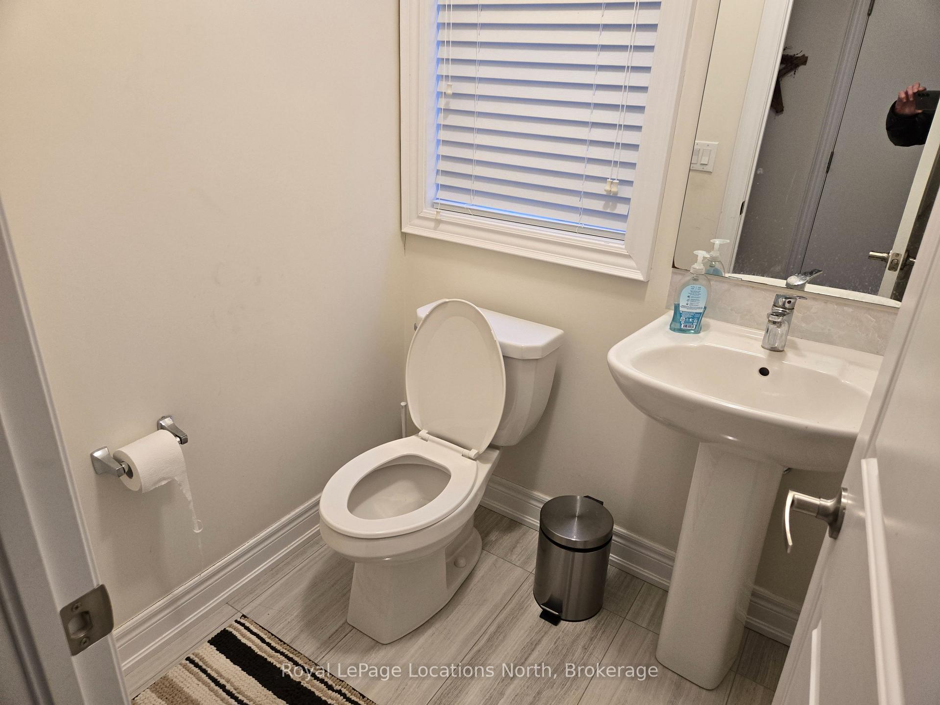 Photo 5 of 313 Atkinson Street, Clearview, Stayner — HOMEH
