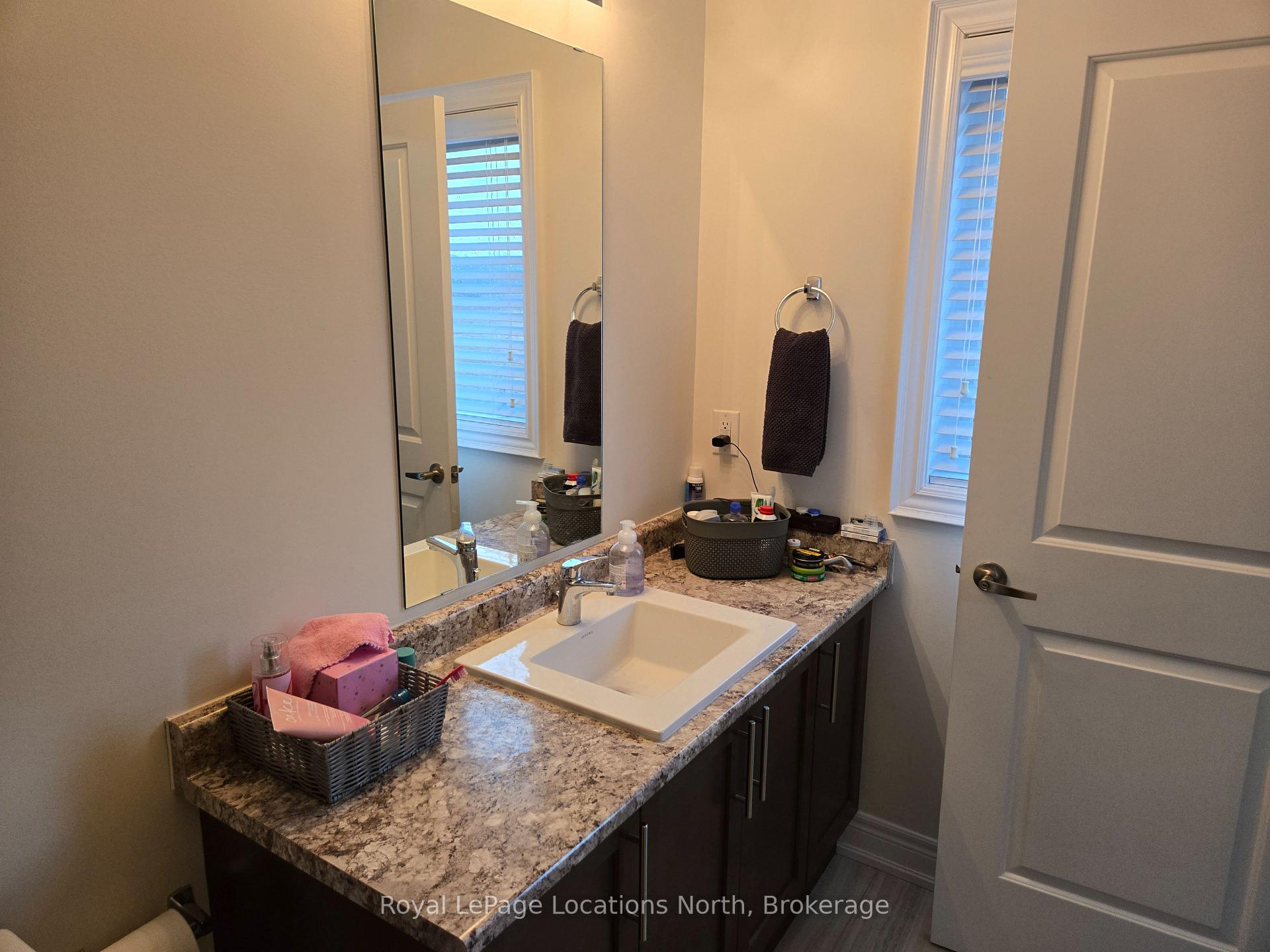 Photo 15 of 313 Atkinson Street, Clearview, Stayner — HOMEH
