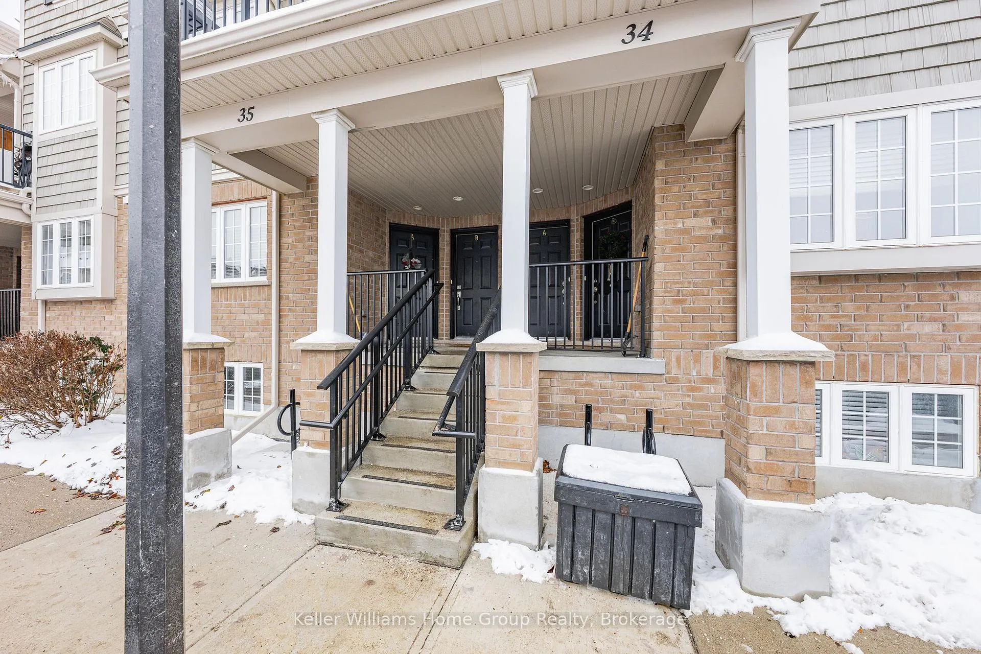 Photo 2 of Unit 35B, 15 Carere Crescent, Guelph, Victoria North — HOMEH