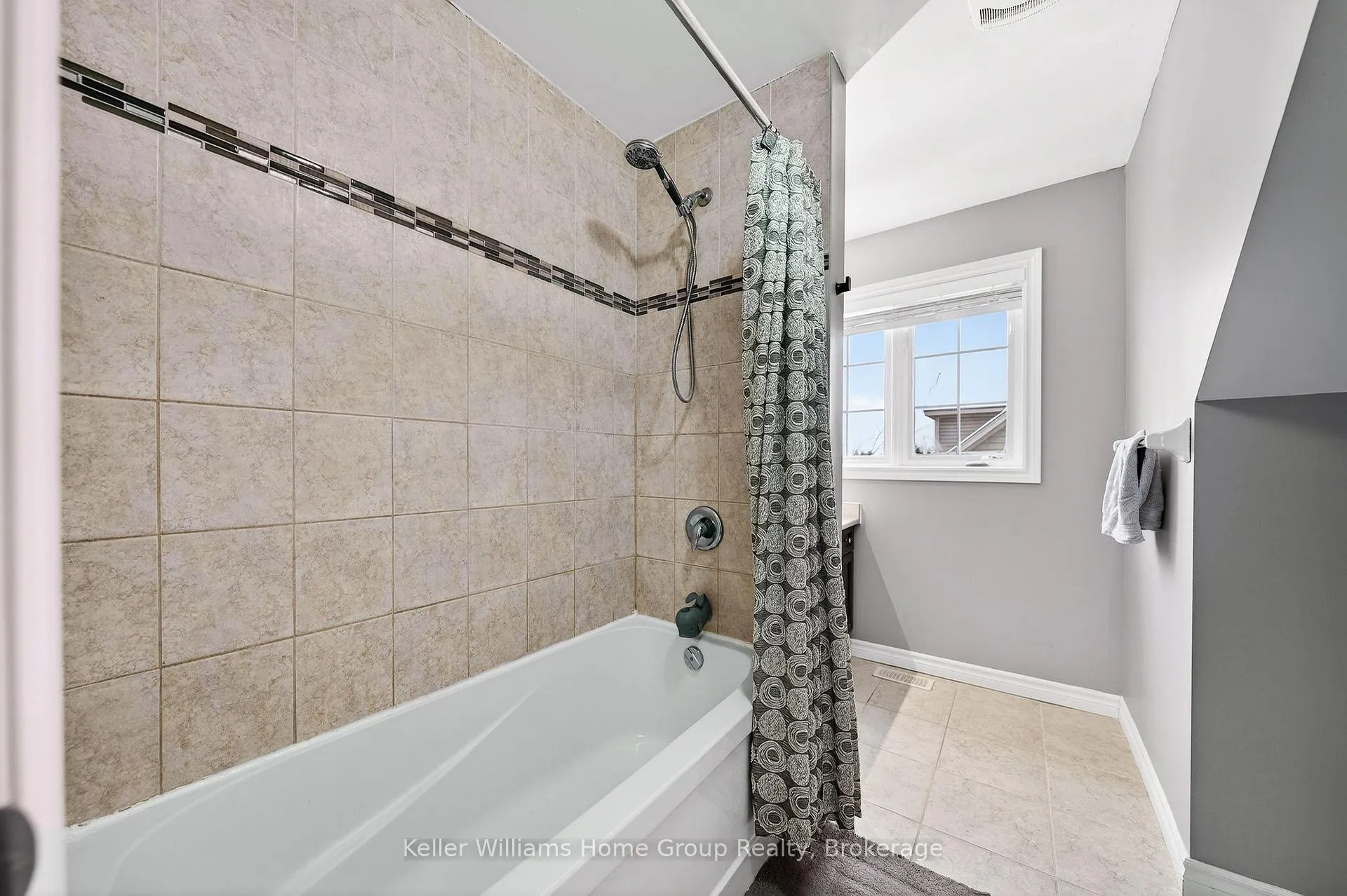 Photo 29 of Unit 35B, 15 Carere Crescent, Guelph, Victoria North — HOMEH