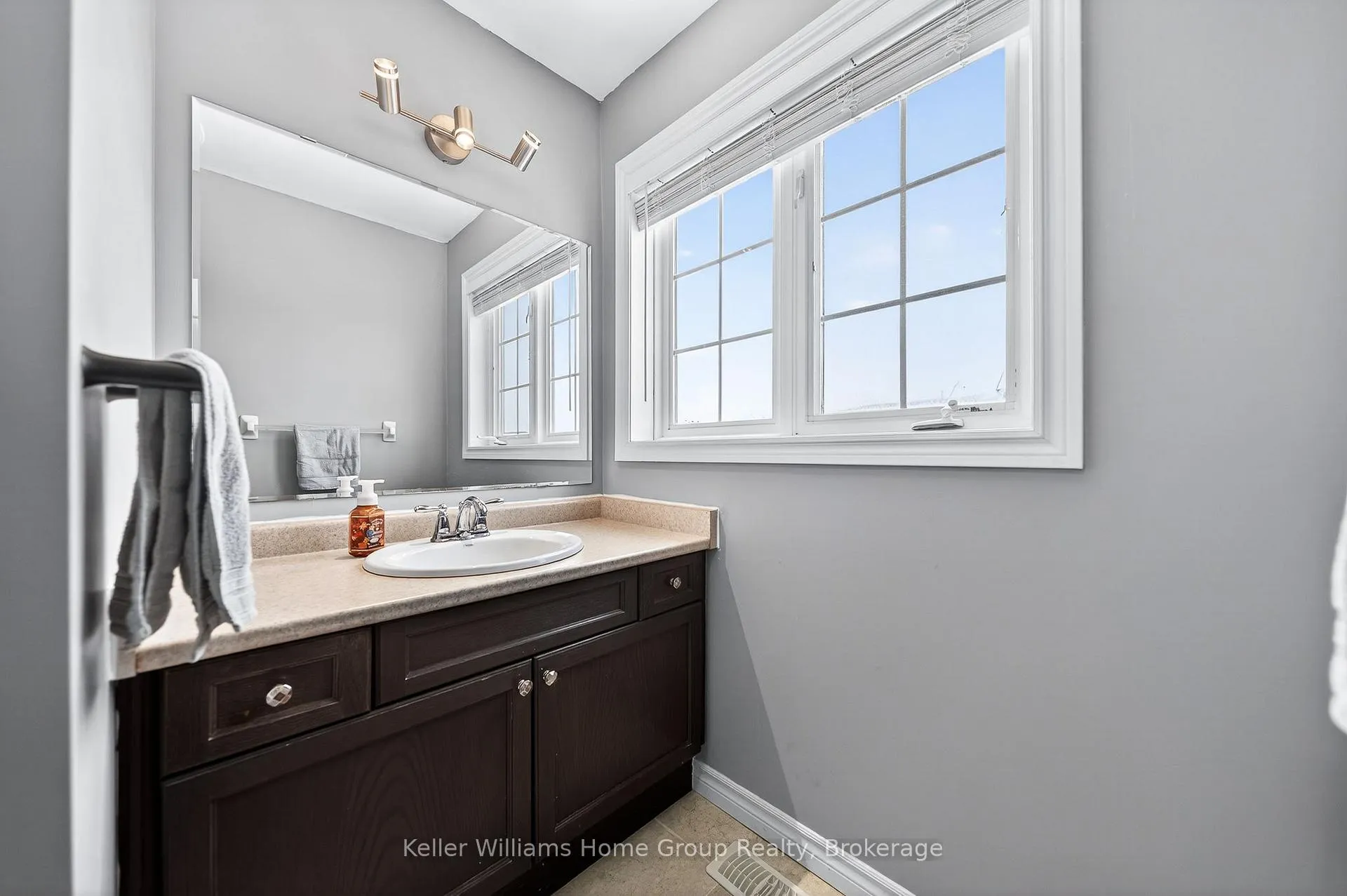 Photo 30 of Unit 35B, 15 Carere Crescent, Guelph, Victoria North — HOMEH
