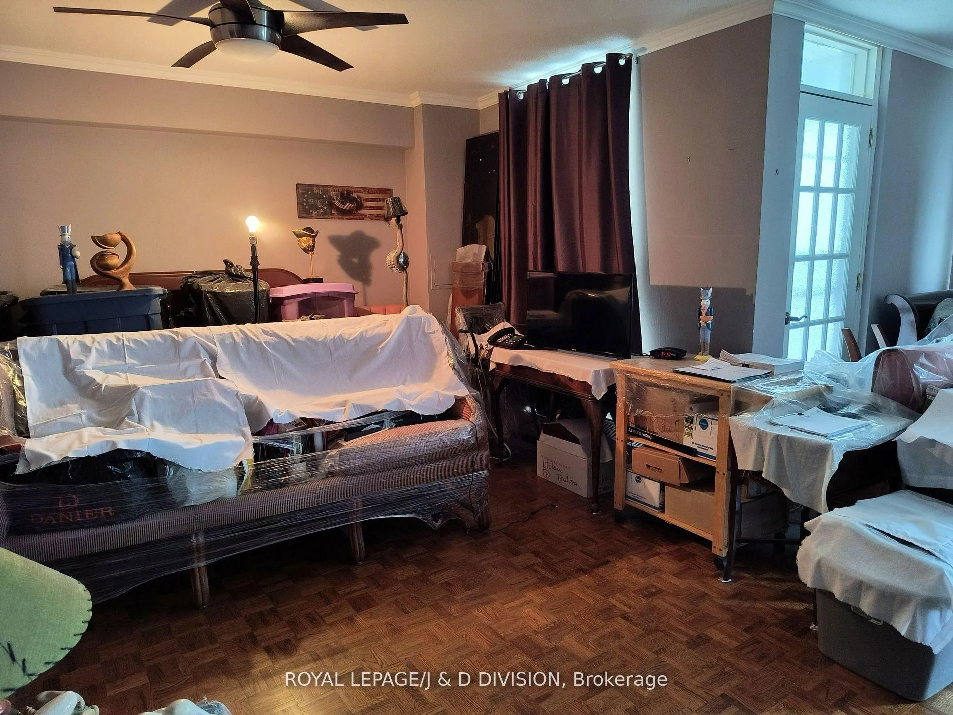 Photo 5 of Unit 1510, 130 Neptune Drive, Toronto, Englemount-Lawrence — HOMEH