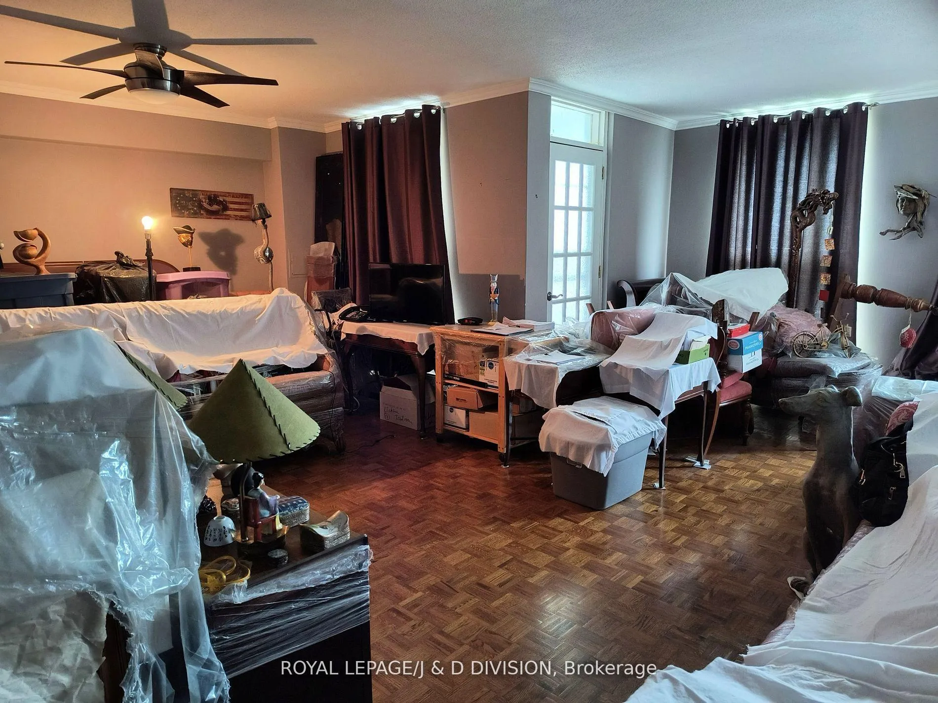 Photo 6 of Unit 1510, 130 Neptune Drive, Toronto, Englemount-Lawrence — HOMEH