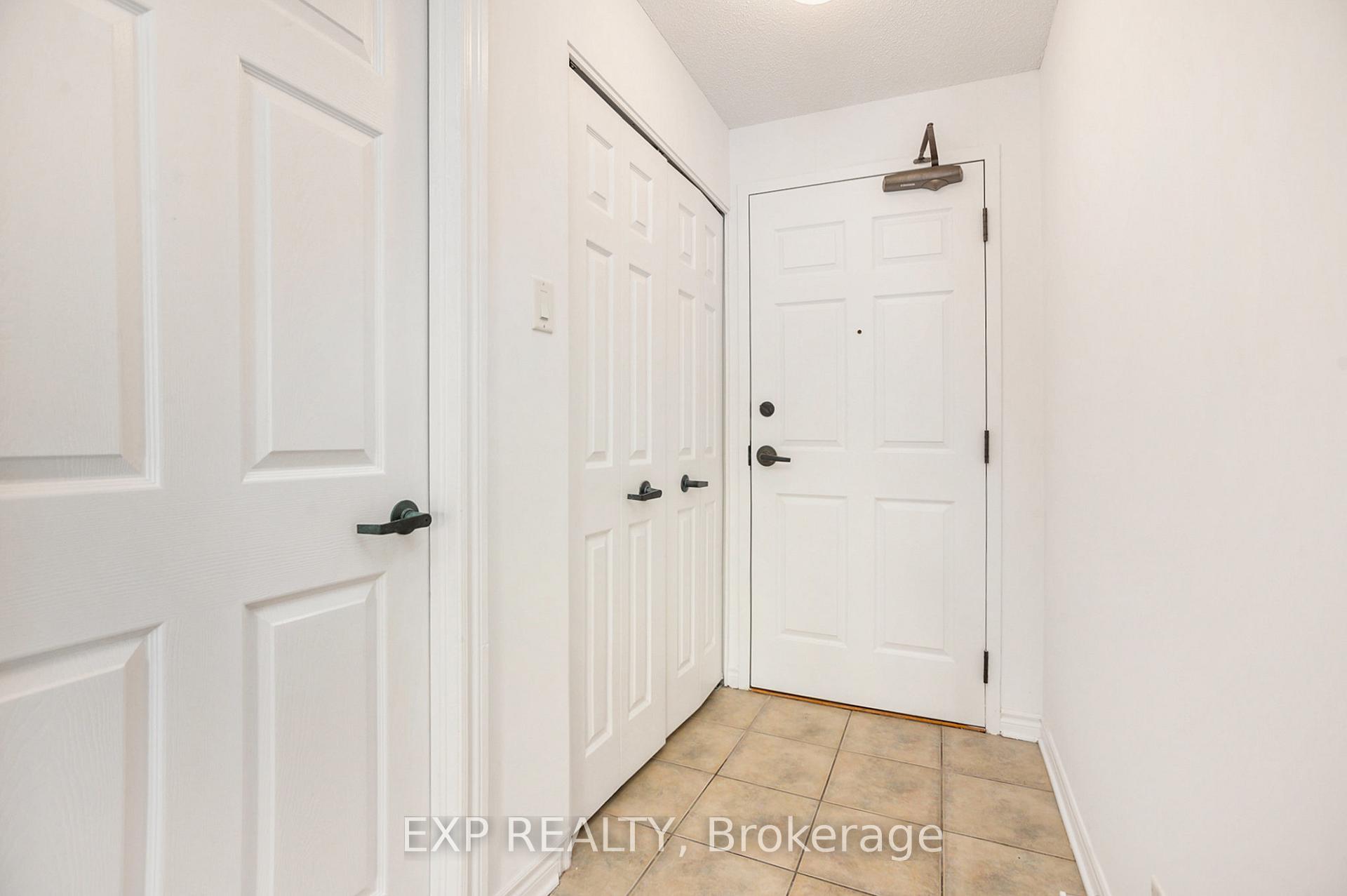 Photo 6 of Unit 202, 120 Grant Carman Drive, Ottawa, Borden Farm/Stewart Farm/Carleton Heights/Parkwood Hills — HOMEH
