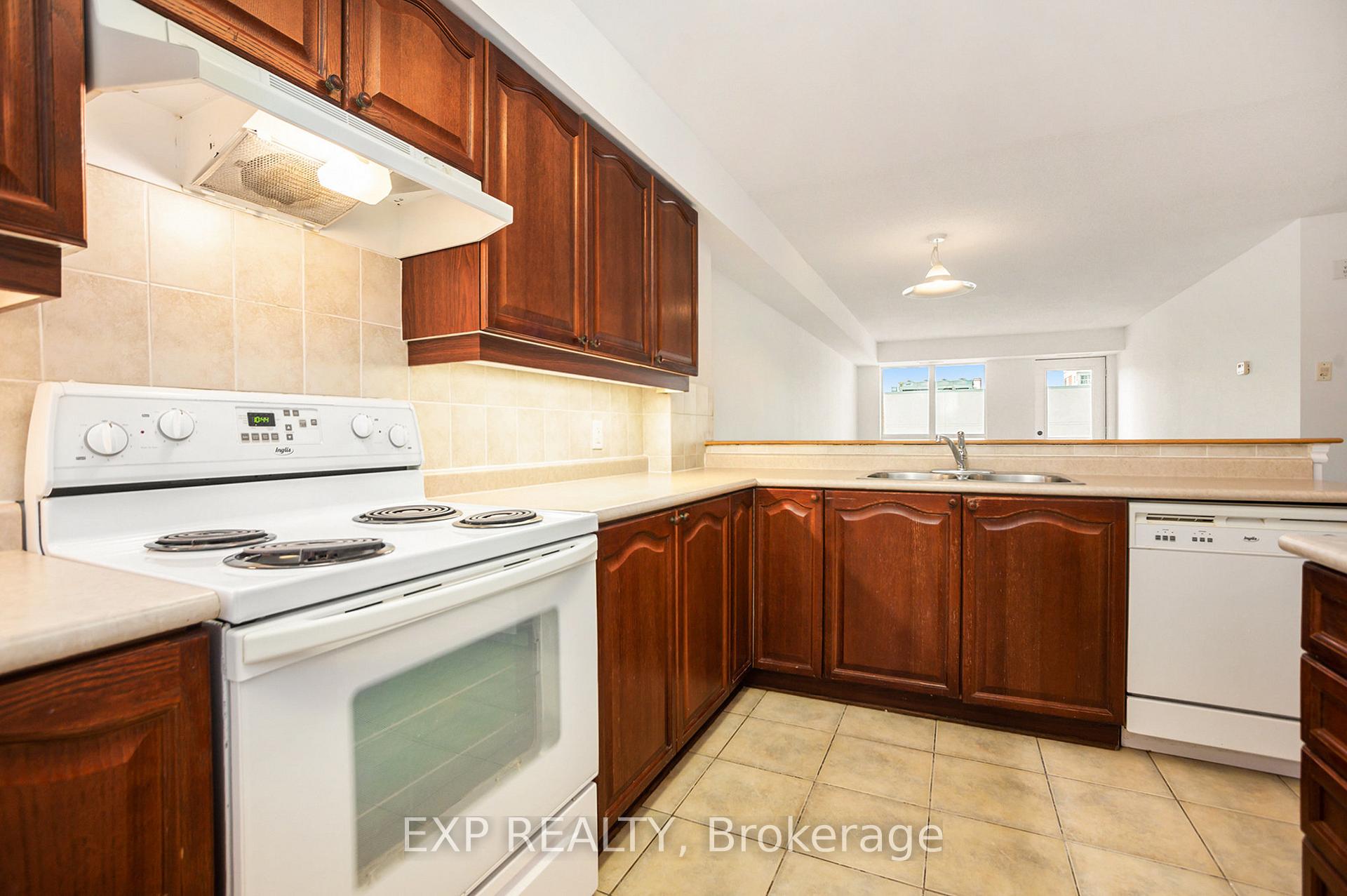 Photo 8 of Unit 202, 120 Grant Carman Drive, Ottawa, Borden Farm/Stewart Farm/Carleton Heights/Parkwood Hills — HOMEH