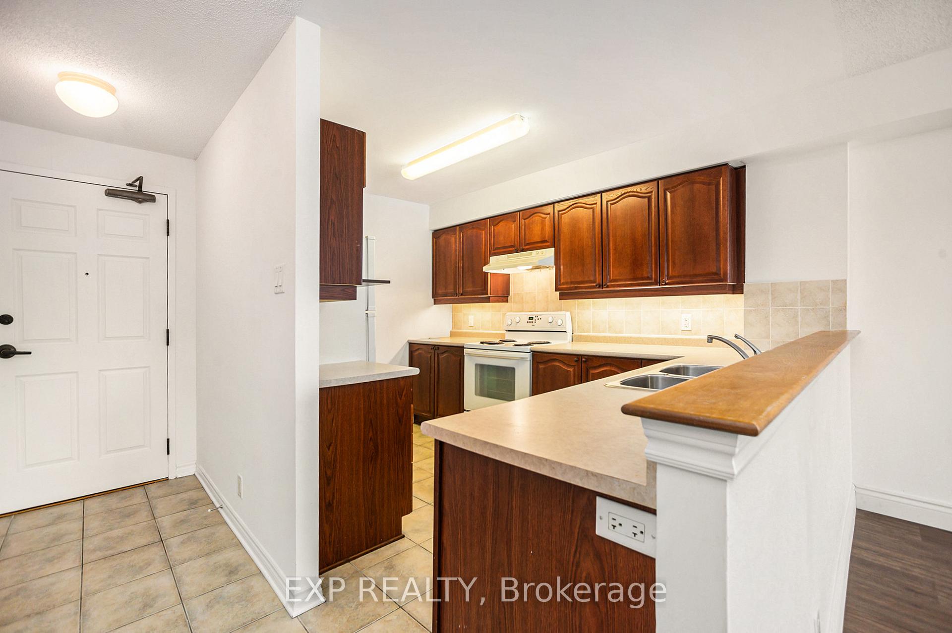Photo 30 of Unit 202, 120 Grant Carman Drive, Ottawa, Borden Farm/Stewart Farm/Carleton Heights/Parkwood Hills — HOMEH