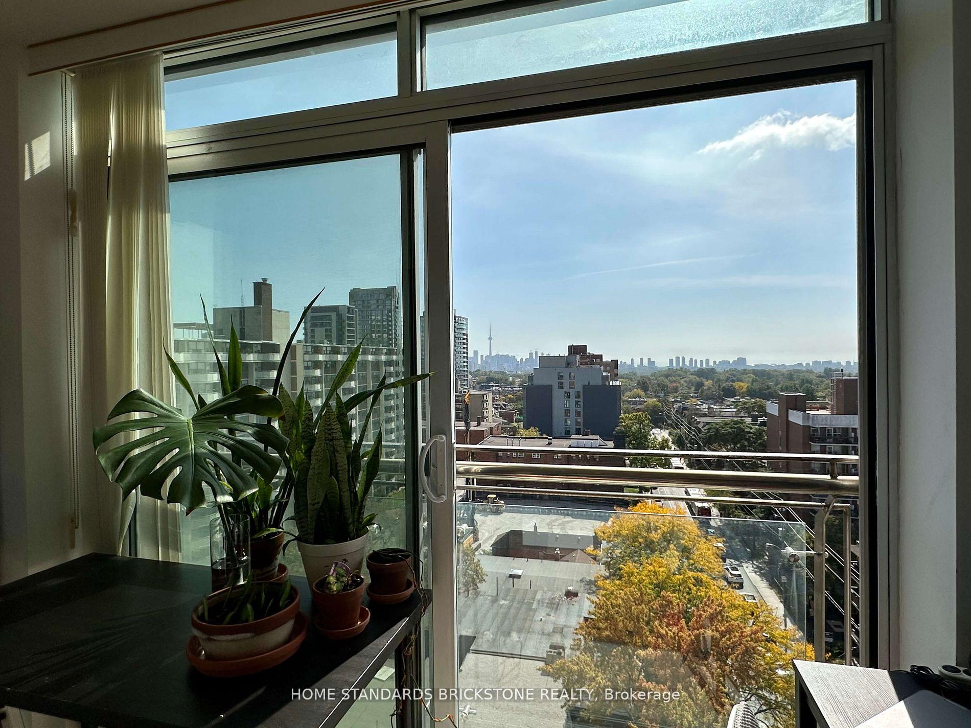 Photo 6 of Unit 1111, 15 Maplewood Avenue, Toronto, Humewood-Cedarvale — HOMEH