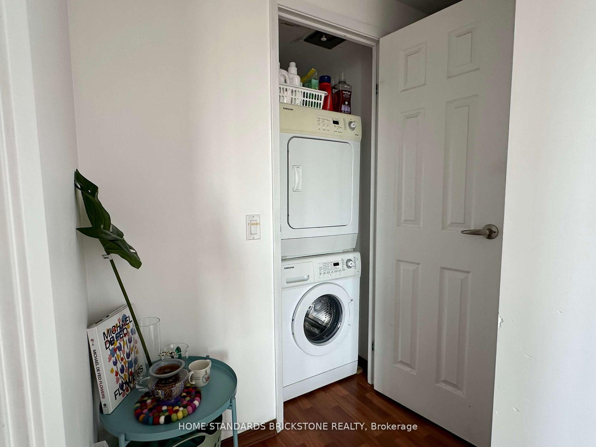 Photo 11 of Unit 1111, 15 Maplewood Avenue, Toronto, Humewood-Cedarvale — HOMEH
