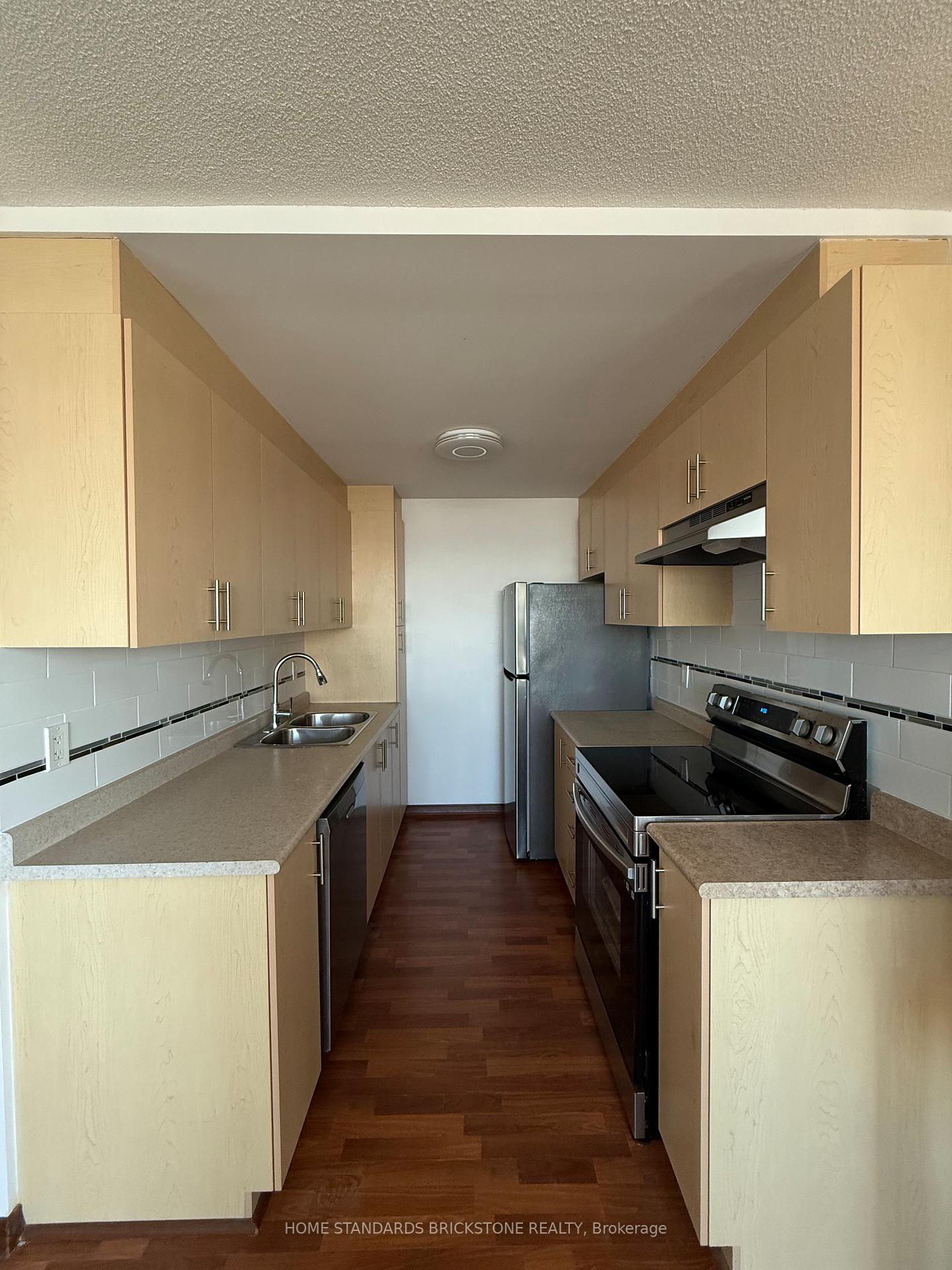 Photo 12 of Unit 1111, 15 Maplewood Avenue, Toronto, Humewood-Cedarvale — HOMEH