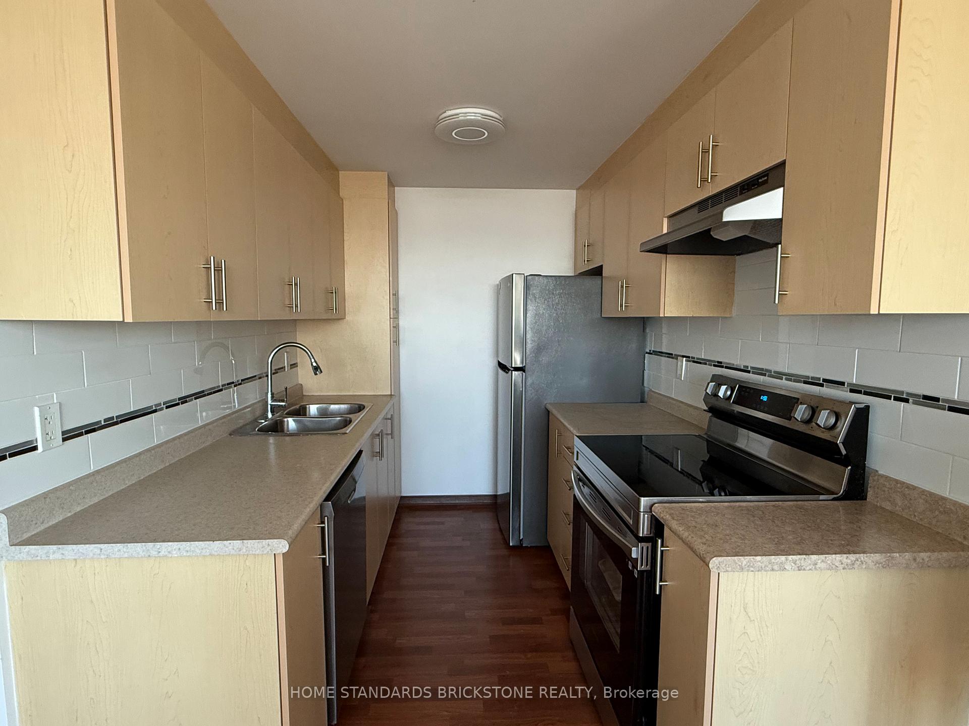 Photo 13 of Unit 1111, 15 Maplewood Avenue, Toronto, Humewood-Cedarvale — HOMEH