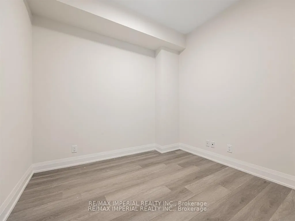 Photo 2 of Unit 3205, 8 Water Walk Drive, Markham, Unionville — HOMEH