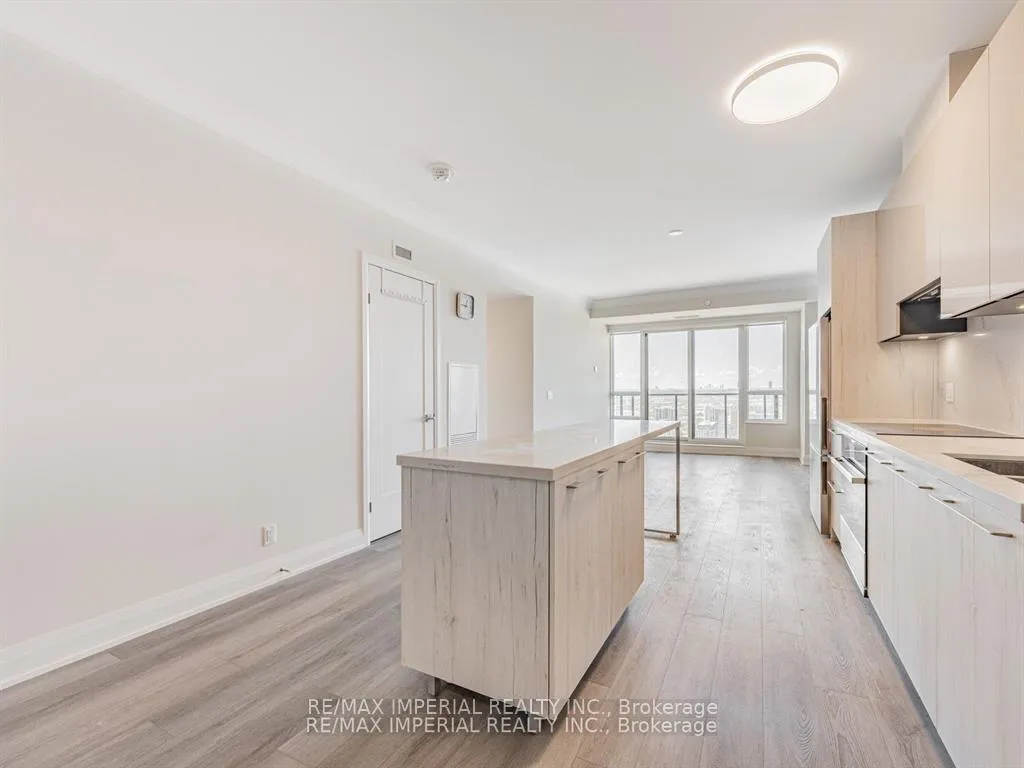Photo 3 of Unit 3205, 8 Water Walk Drive, Markham, Unionville — HOMEH