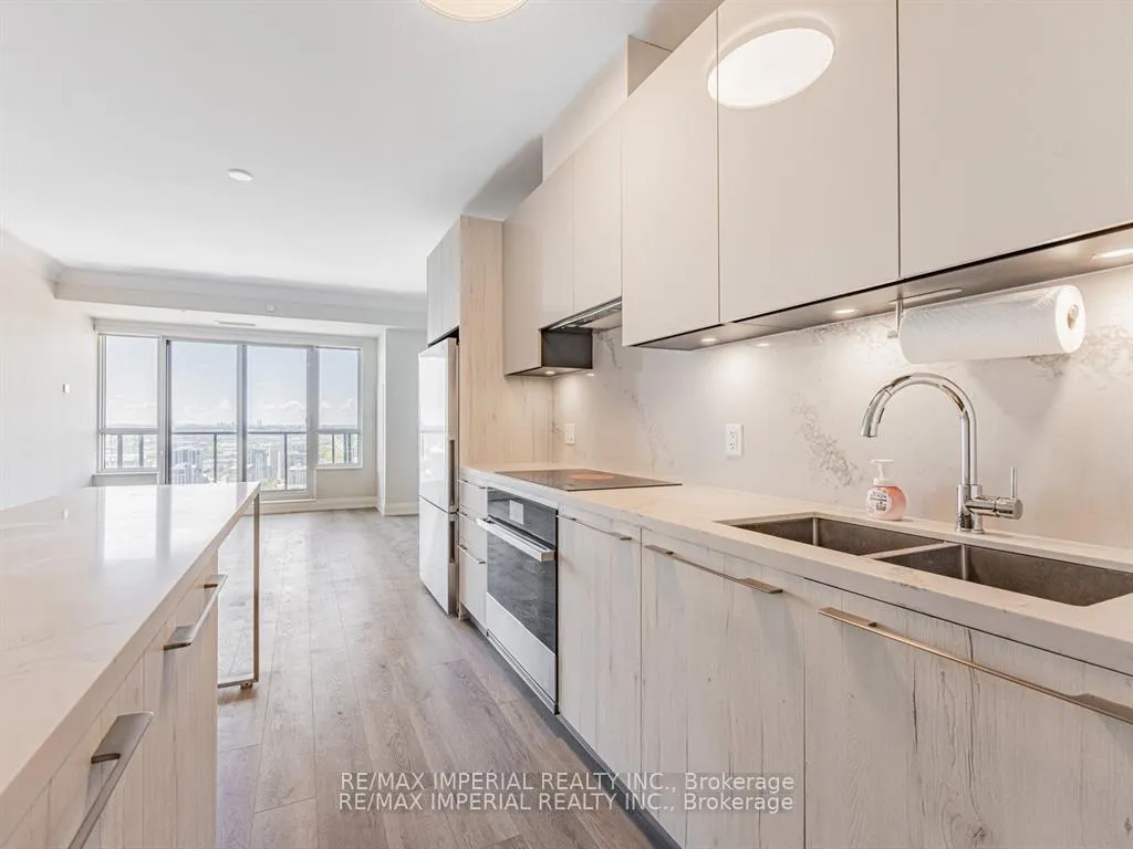 Photo 4 of Unit 3205, 8 Water Walk Drive, Markham, Unionville — HOMEH