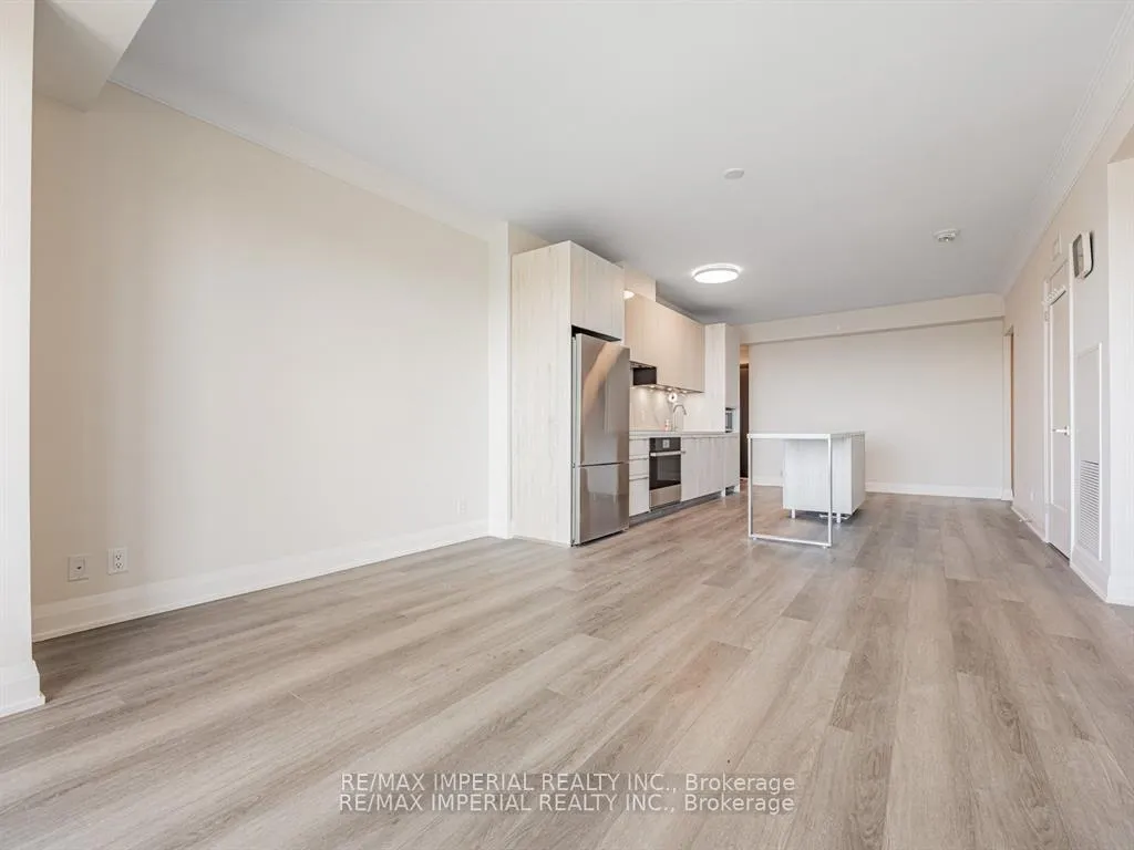 Photo 8 of Unit 3205, 8 Water Walk Drive, Markham, Unionville — HOMEH