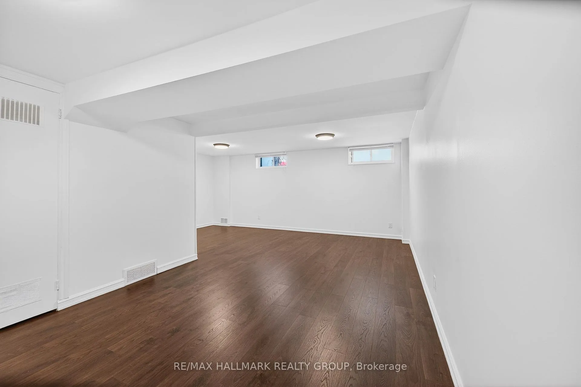 Photo 27 of Unit B, 905 Elmsmere Road, Ottawa, Beacon Hill South — HOMEH
