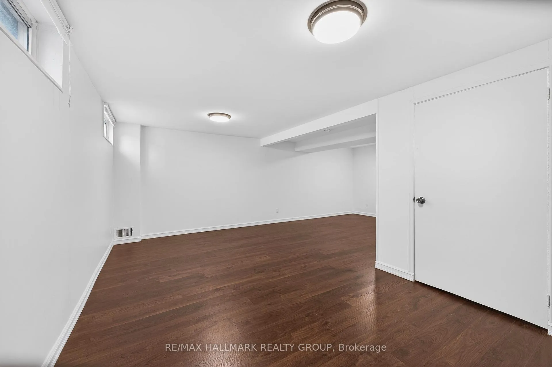 Photo 29 of Unit B, 905 Elmsmere Road, Ottawa, Beacon Hill South — HOMEH