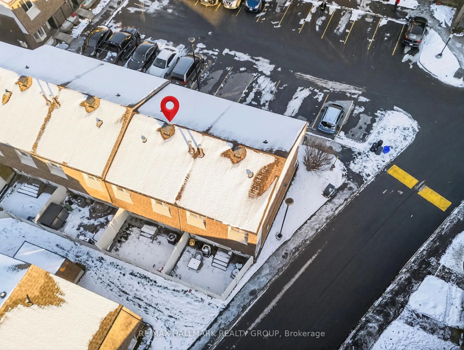 Photo 31 of Unit B, 905 Elmsmere Road, Ottawa, Beacon Hill South — HOMEH