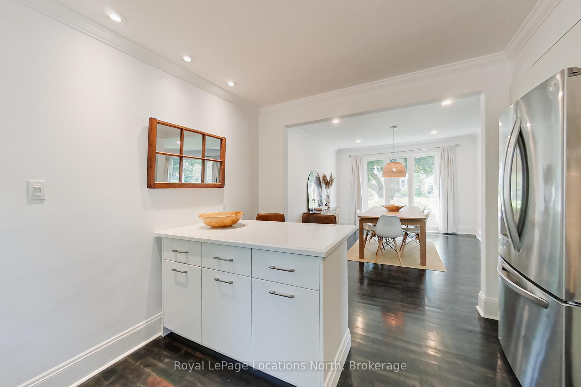 Photo 12 of 315 Fifth Street, Collingwood — HOMEH