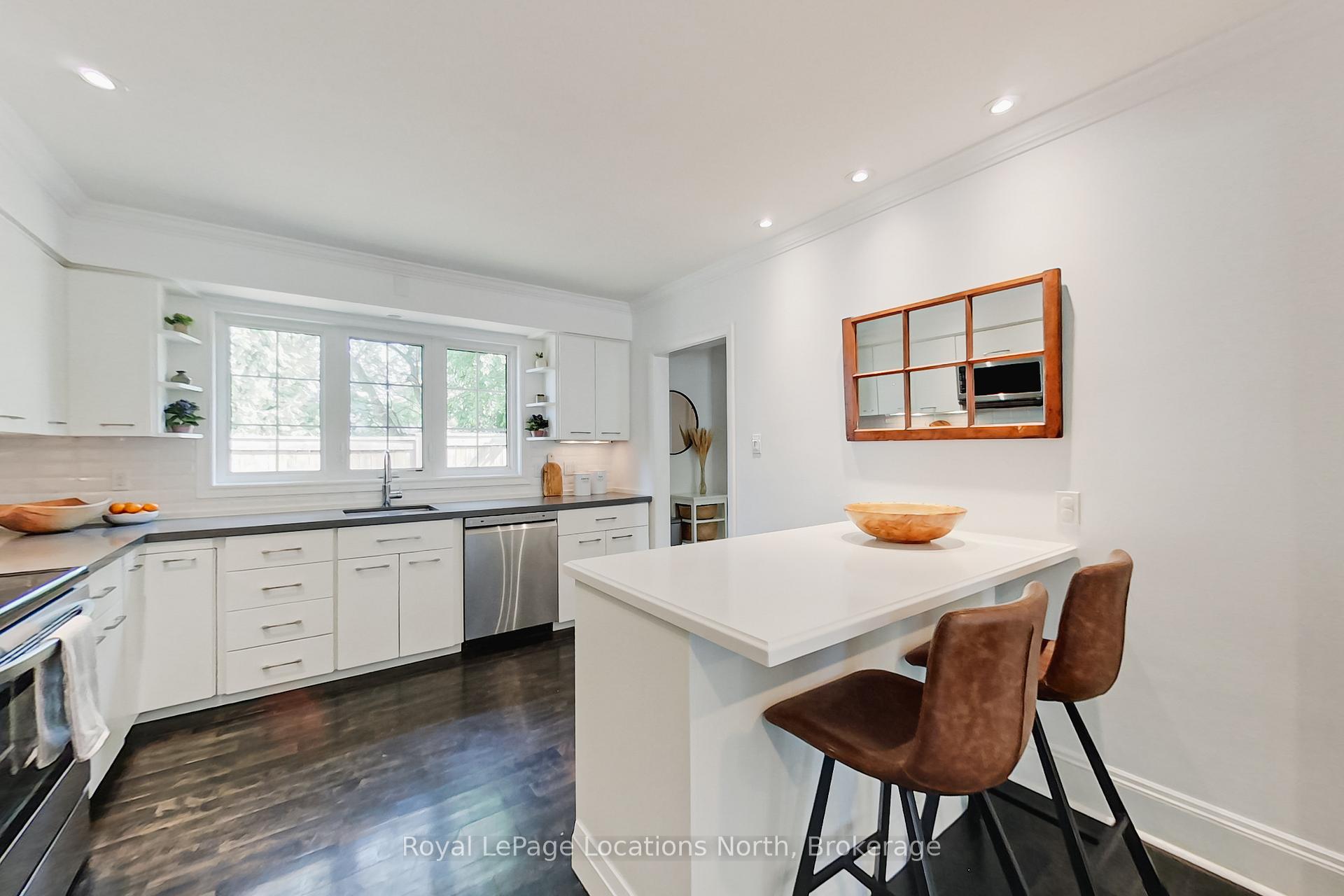 Photo 13 of 315 Fifth Street, Collingwood — HOMEH