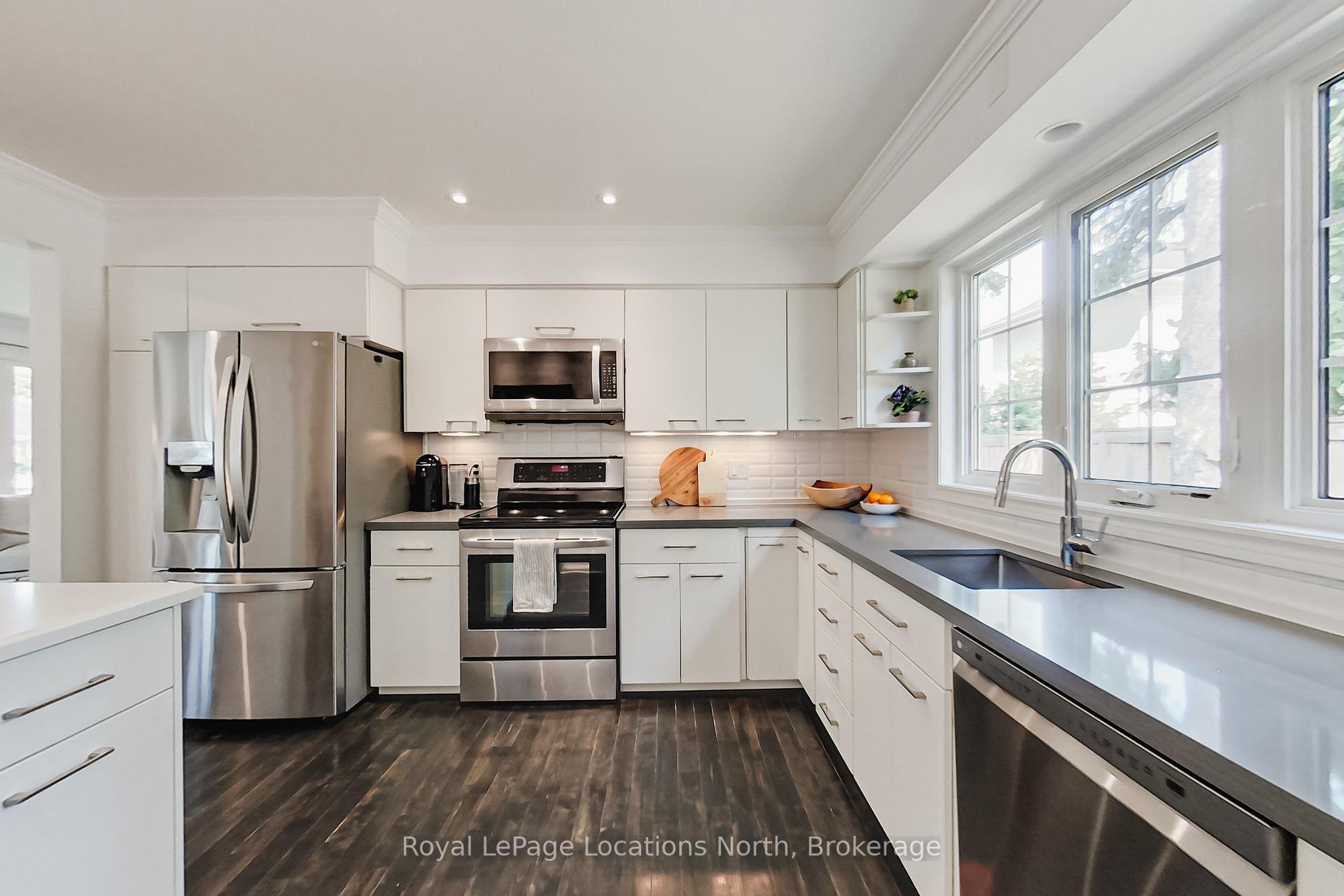 Photo 19 of 315 Fifth Street, Collingwood — HOMEH