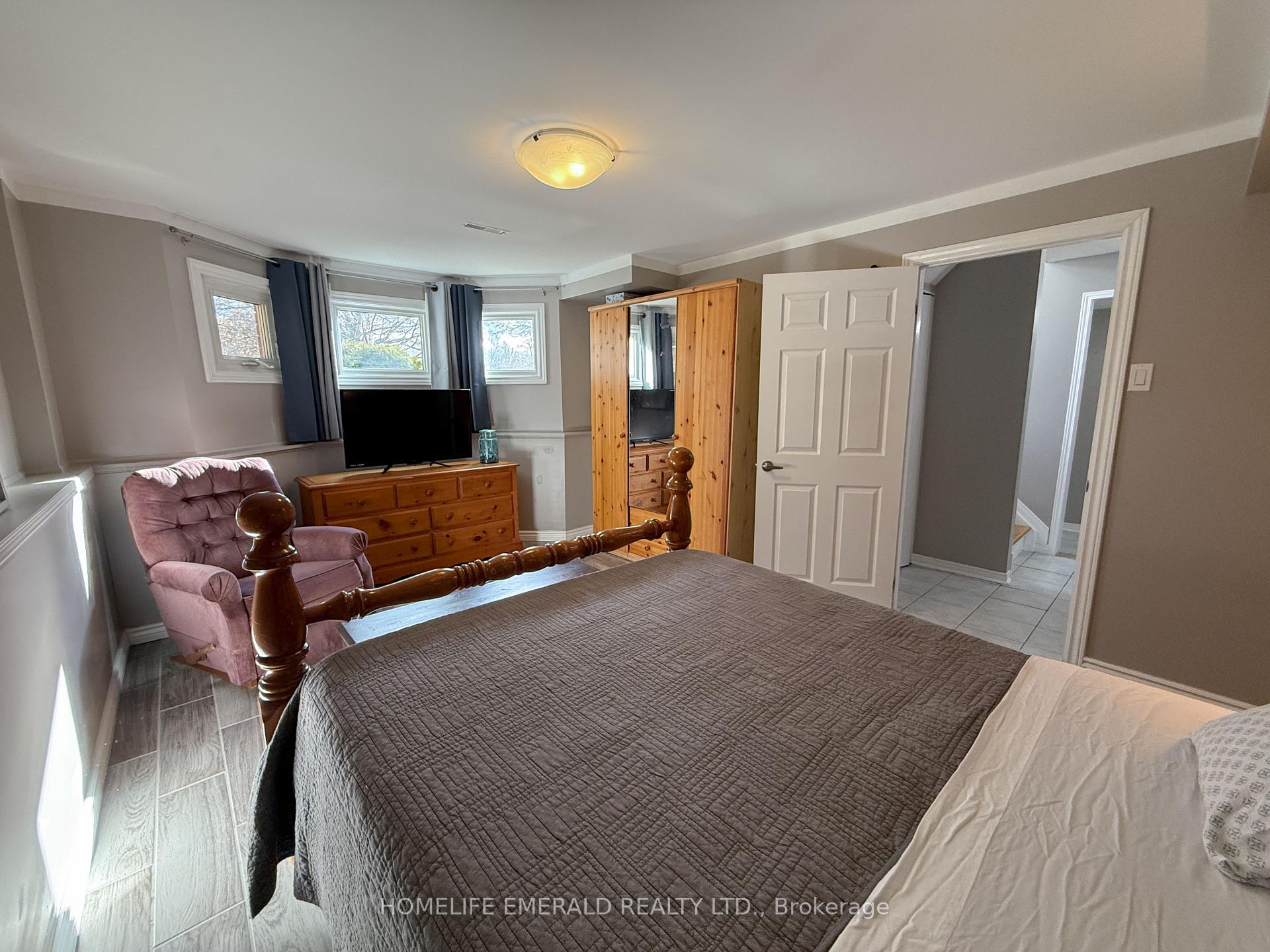 Photo 36 of 72 Darren Drive, Essa, Angus — HOMEH