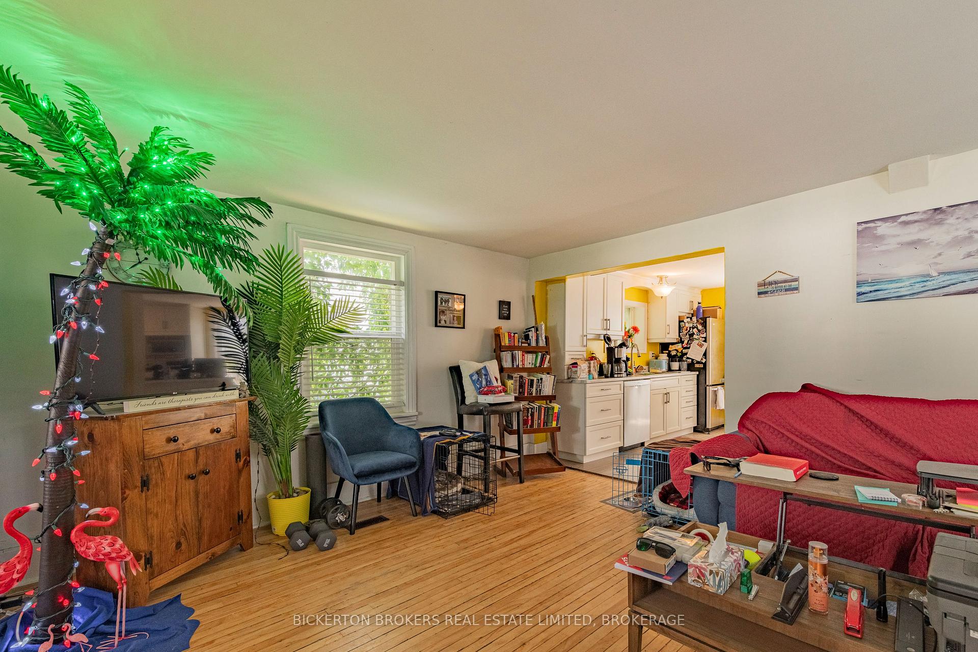 Photo 11 of 233 North Street N, Gananoque — HOMEH