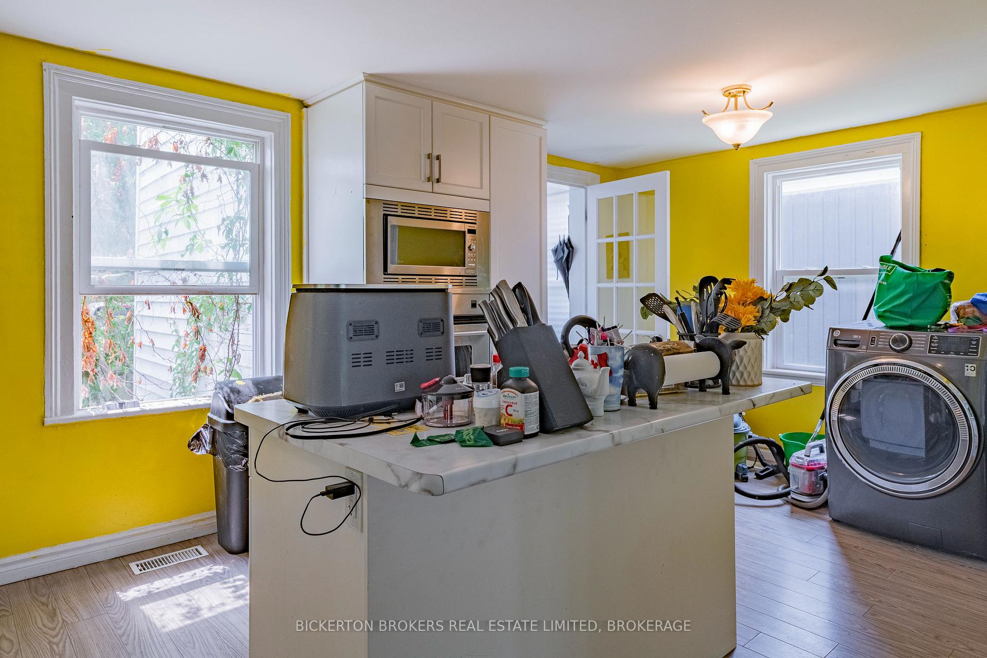 Photo 14 of 233 North Street N, Gananoque — HOMEH
