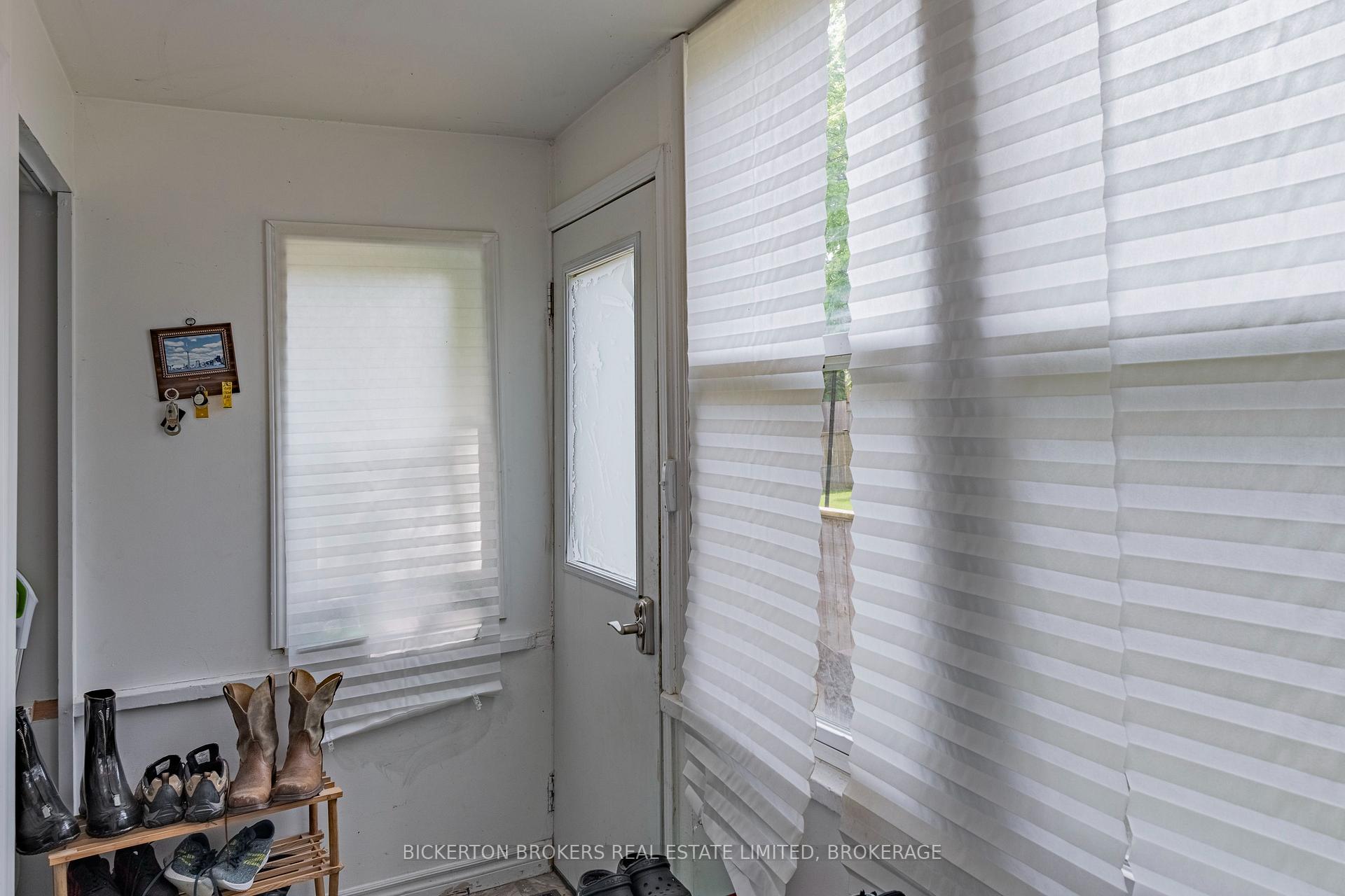 Photo 15 of 233 North Street N, Gananoque — HOMEH