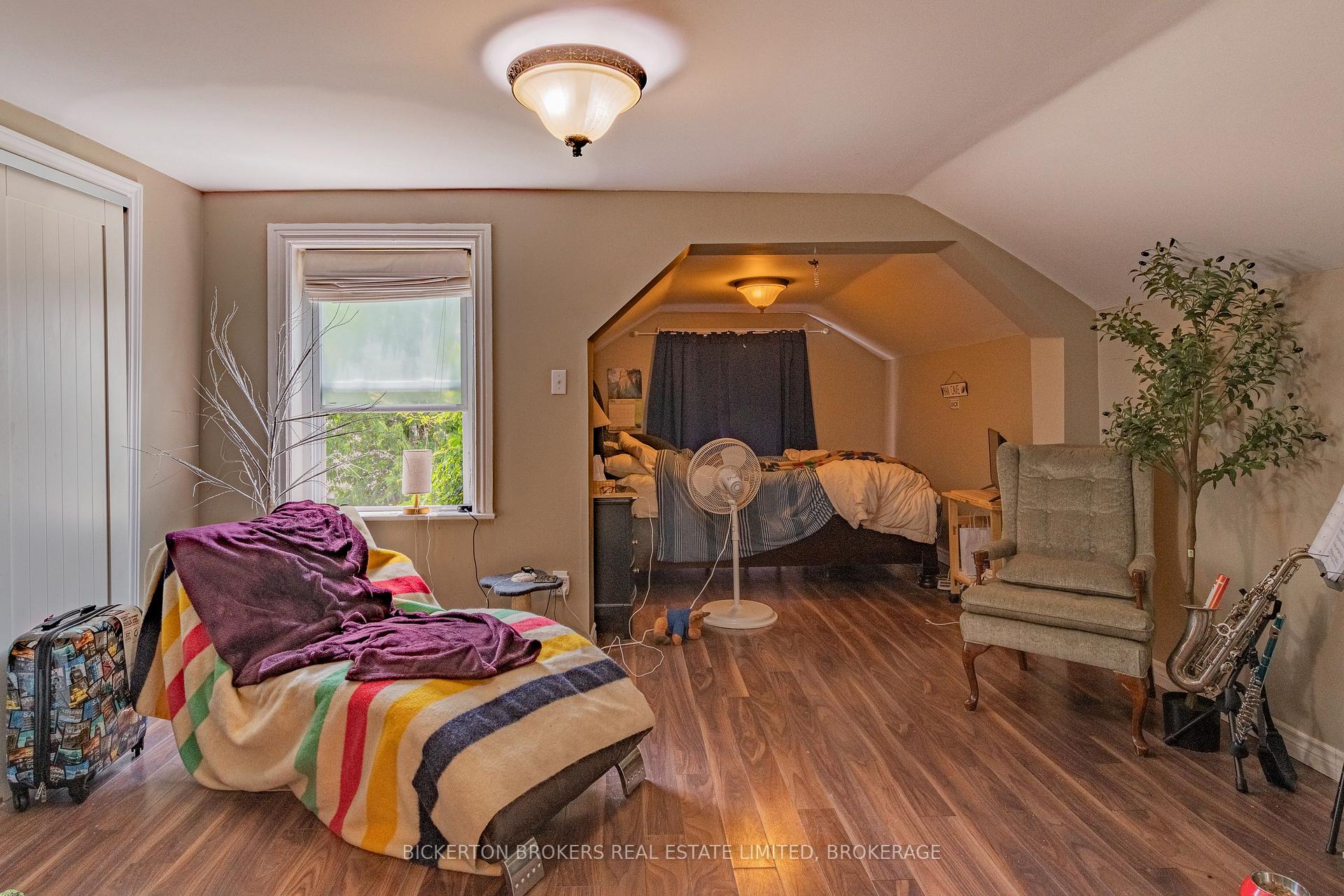 Photo 19 of 233 North Street N, Gananoque — HOMEH