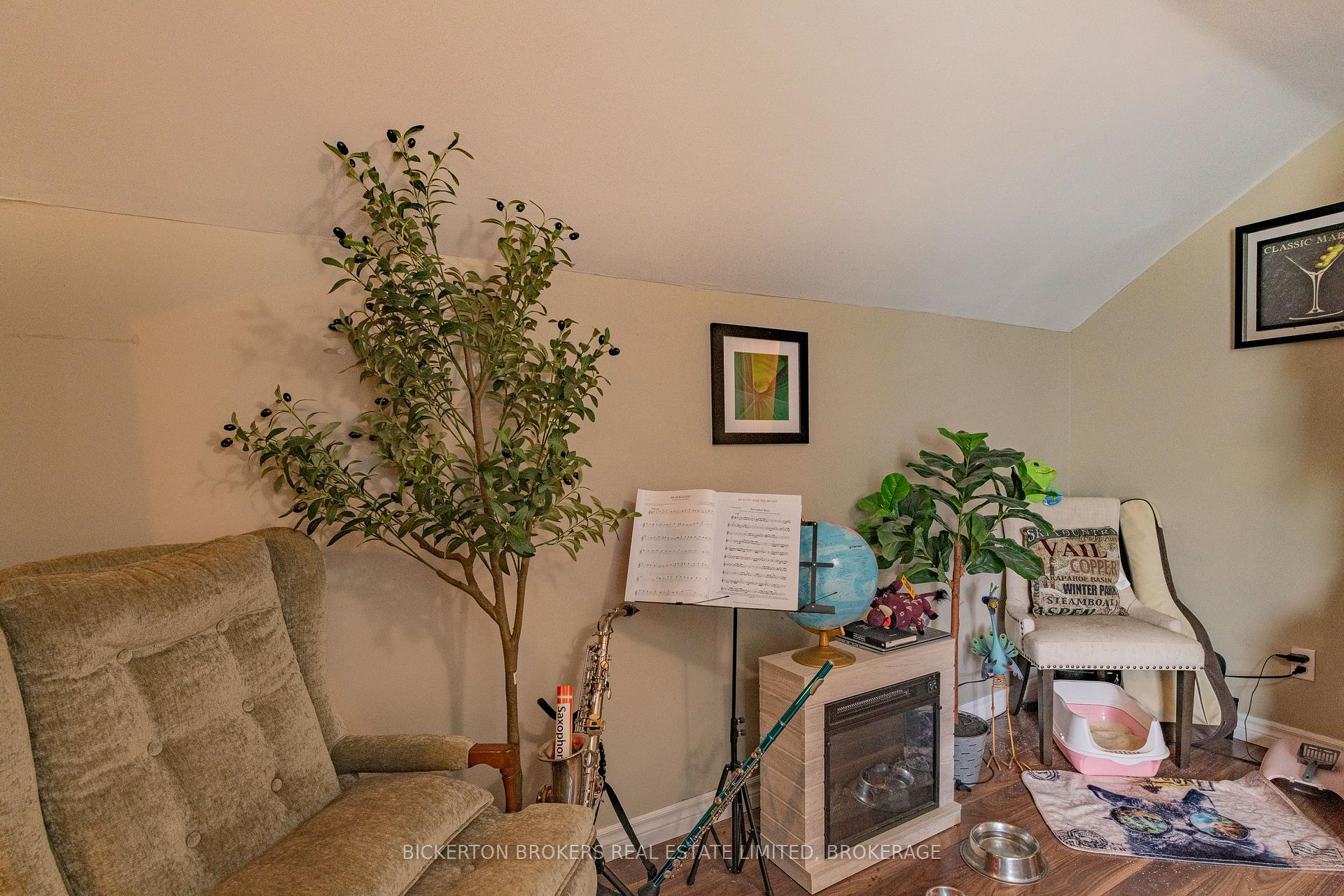 Photo 26 of 233 North Street N, Gananoque — HOMEH