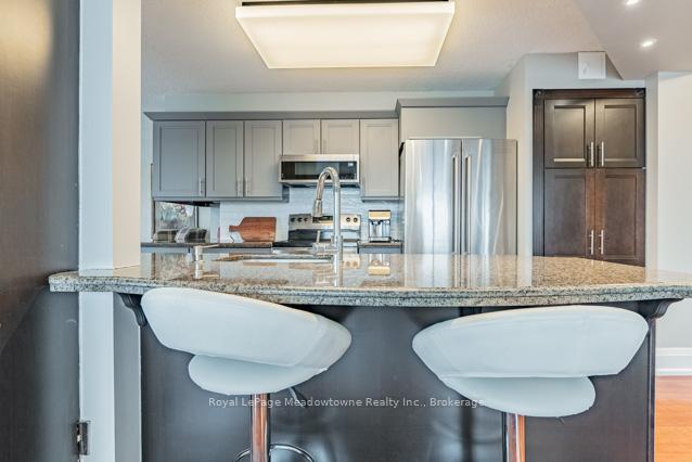 Photo 20 of Unit 1408, 100 Millside Drive, Milton, Old Milton — HOMEH