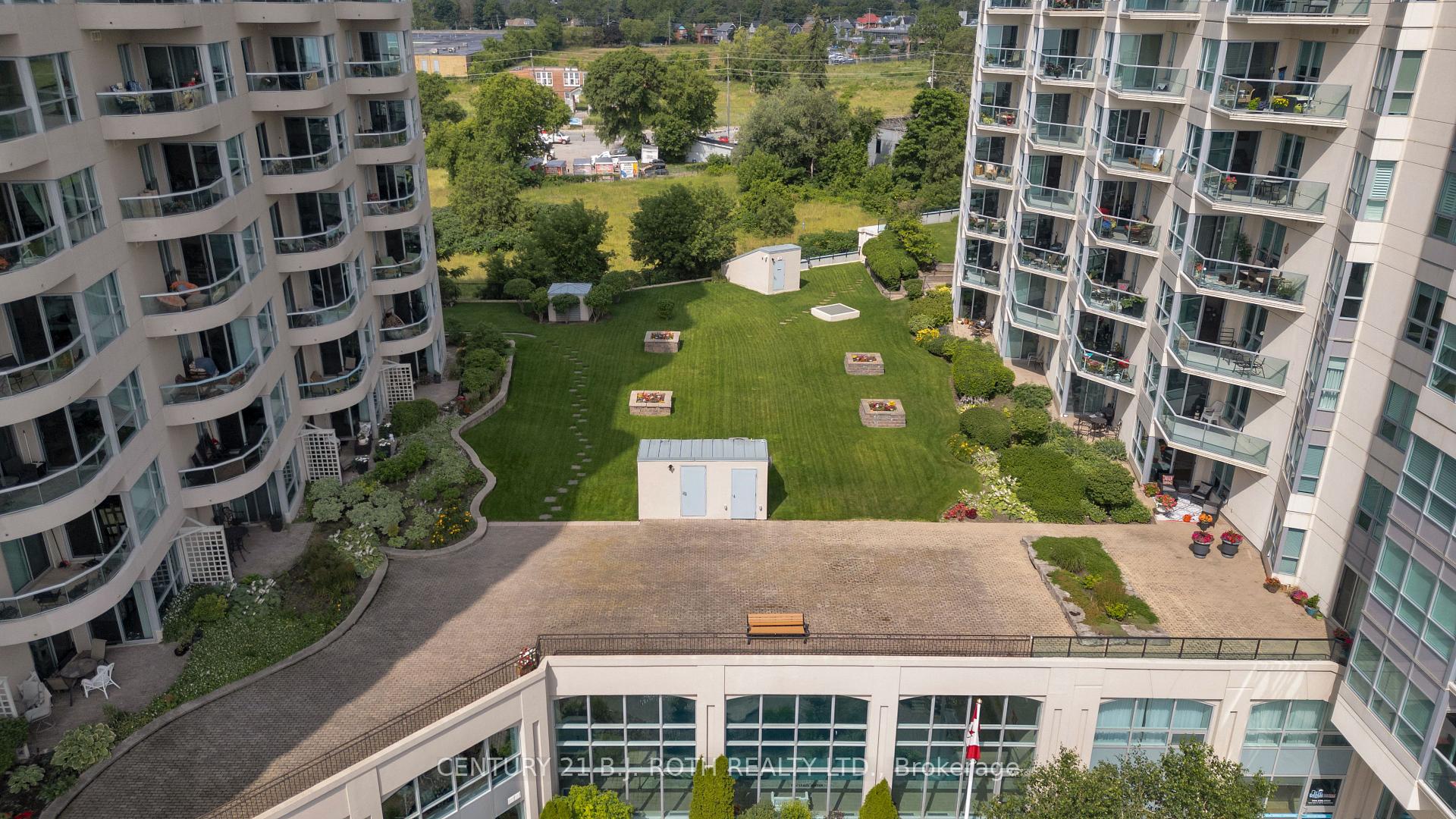 Photo 37 of Unit 4, 2 Toronto Street, Barrie, City Centre — HOMEH