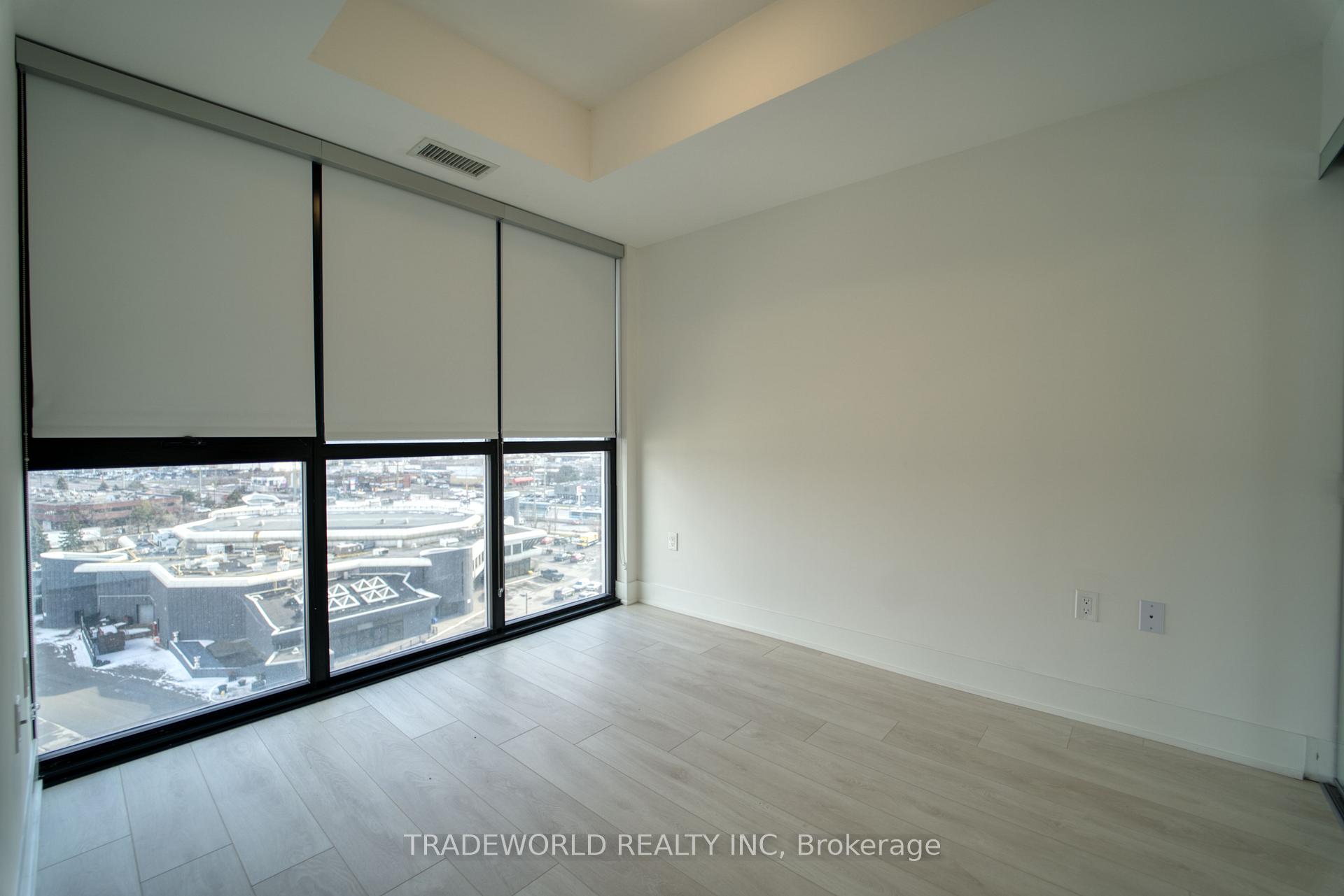 Photo 9 of Unit 909, 2908 Highway 7, Vaughan, Concord — HOMEH