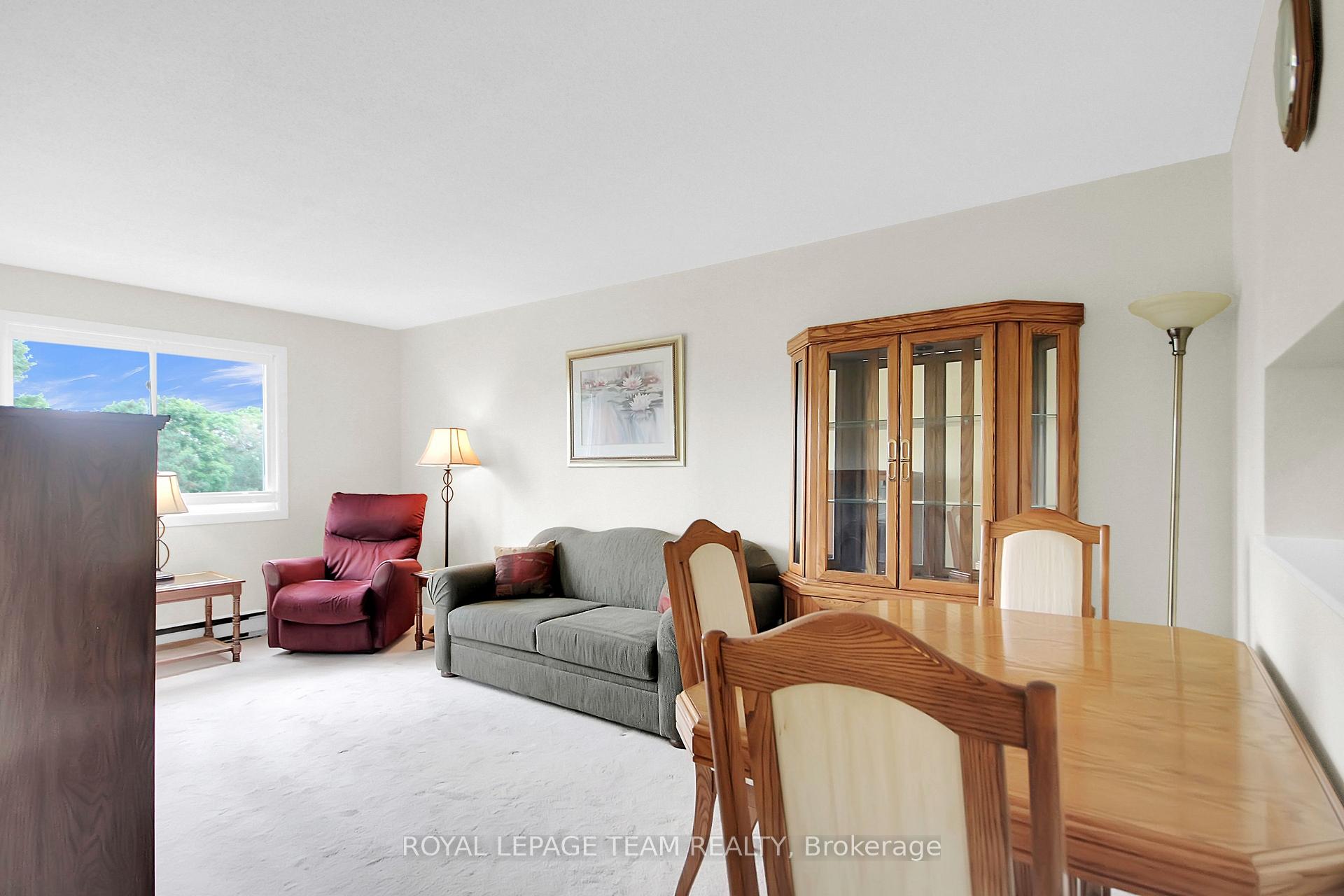 Photo 17 of Unit 305, 218 Viewmount Drive, Ottawa, Borden Farm/Stewart Farm/Carleton Heights/Parkwood Hills — HOMEH