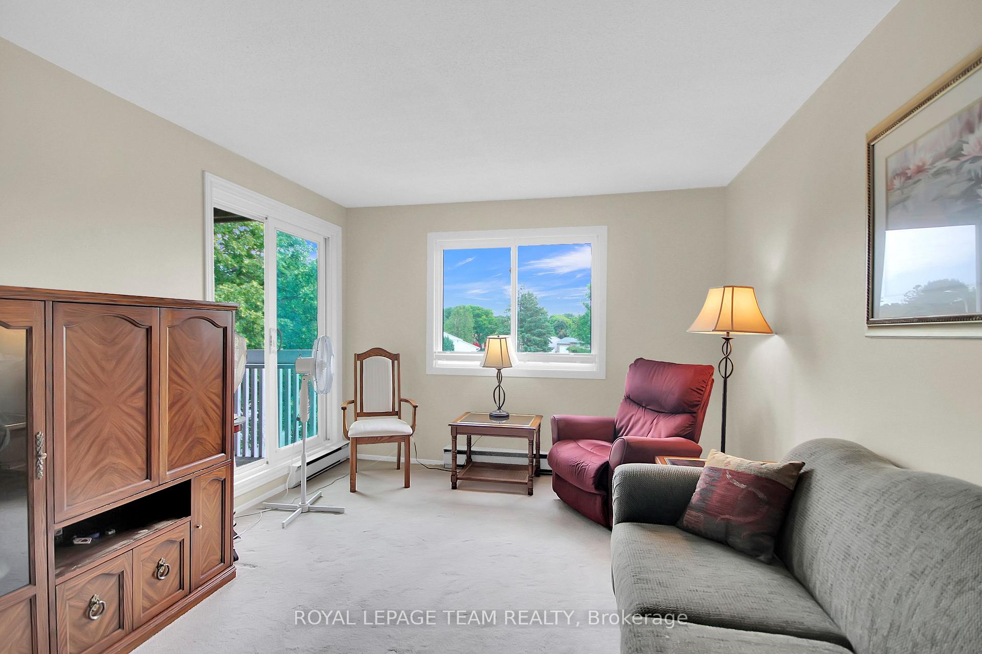Photo 19 of Unit 305, 218 Viewmount Drive, Ottawa, Borden Farm/Stewart Farm/Carleton Heights/Parkwood Hills — HOMEH