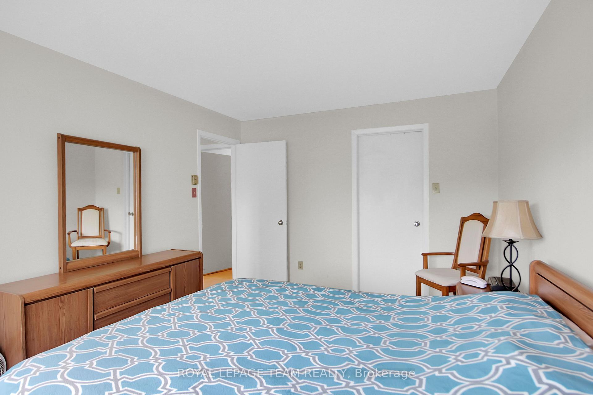 Photo 25 of Unit 305, 218 Viewmount Drive, Ottawa, Borden Farm/Stewart Farm/Carleton Heights/Parkwood Hills — HOMEH