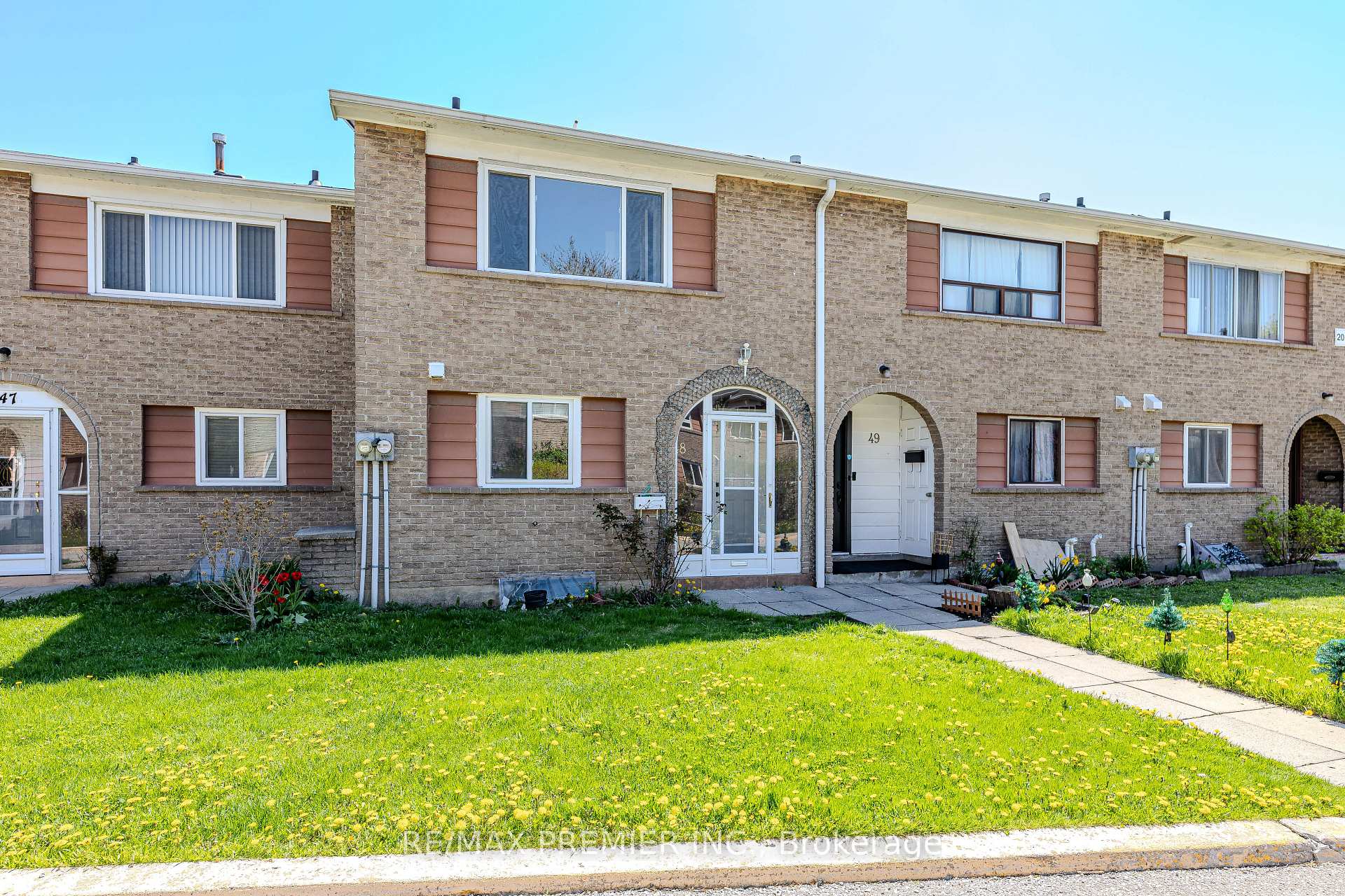 Front of Unit 48, 2012 Martin Grove Road
