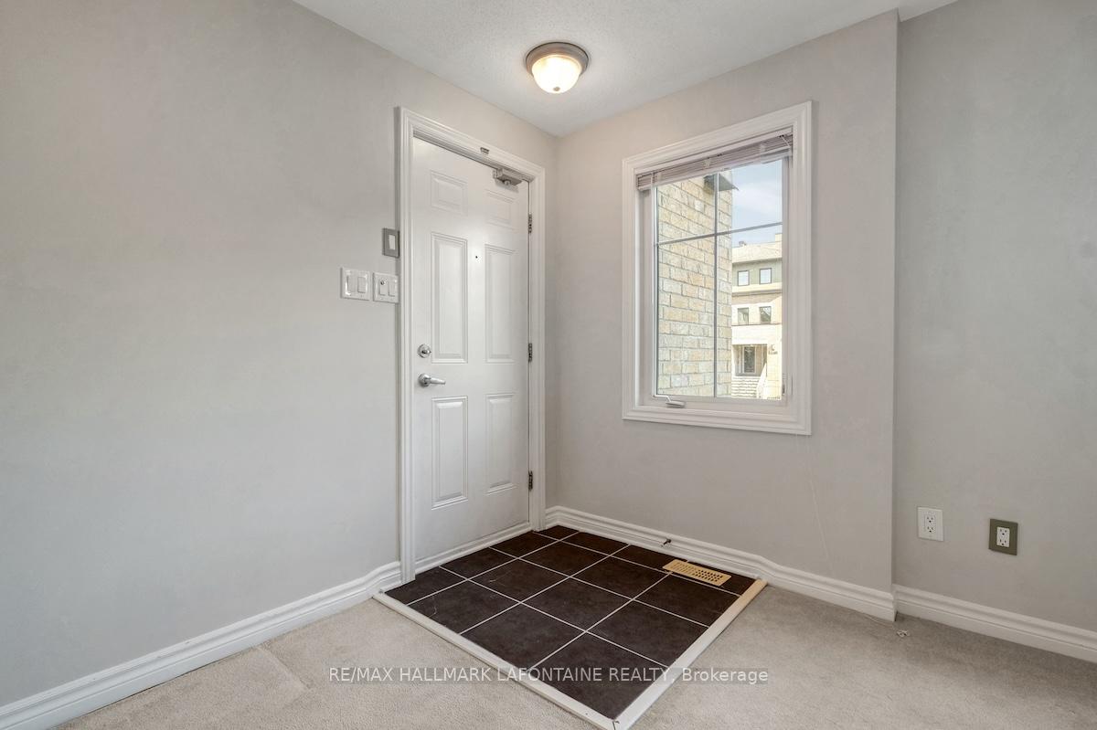 Photo 4 of 270A Titanium Private, Ottawa, Convent Glen North — HOMEH