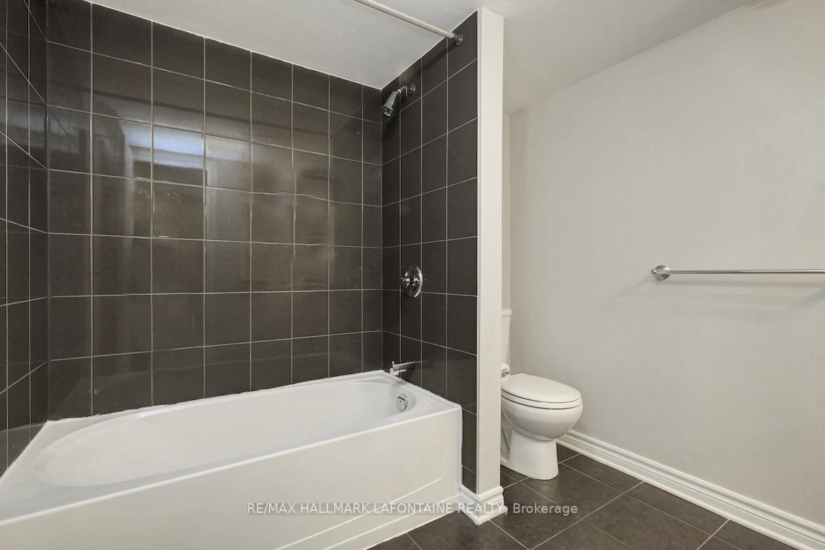 Photo 22 of 270A Titanium Private, Ottawa, Convent Glen North — HOMEH