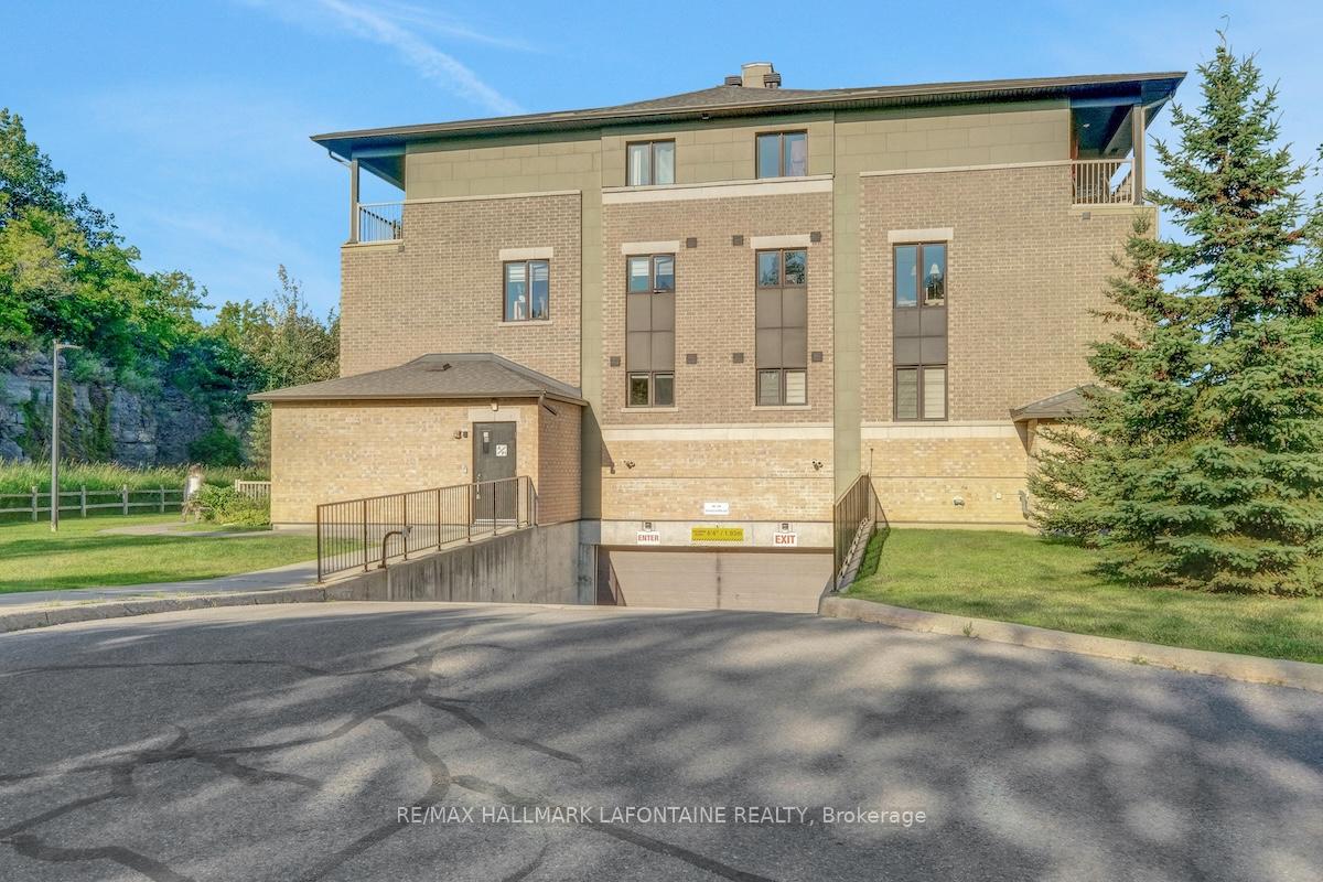 Photo 32 of 270A Titanium Private, Ottawa, Convent Glen North — HOMEH