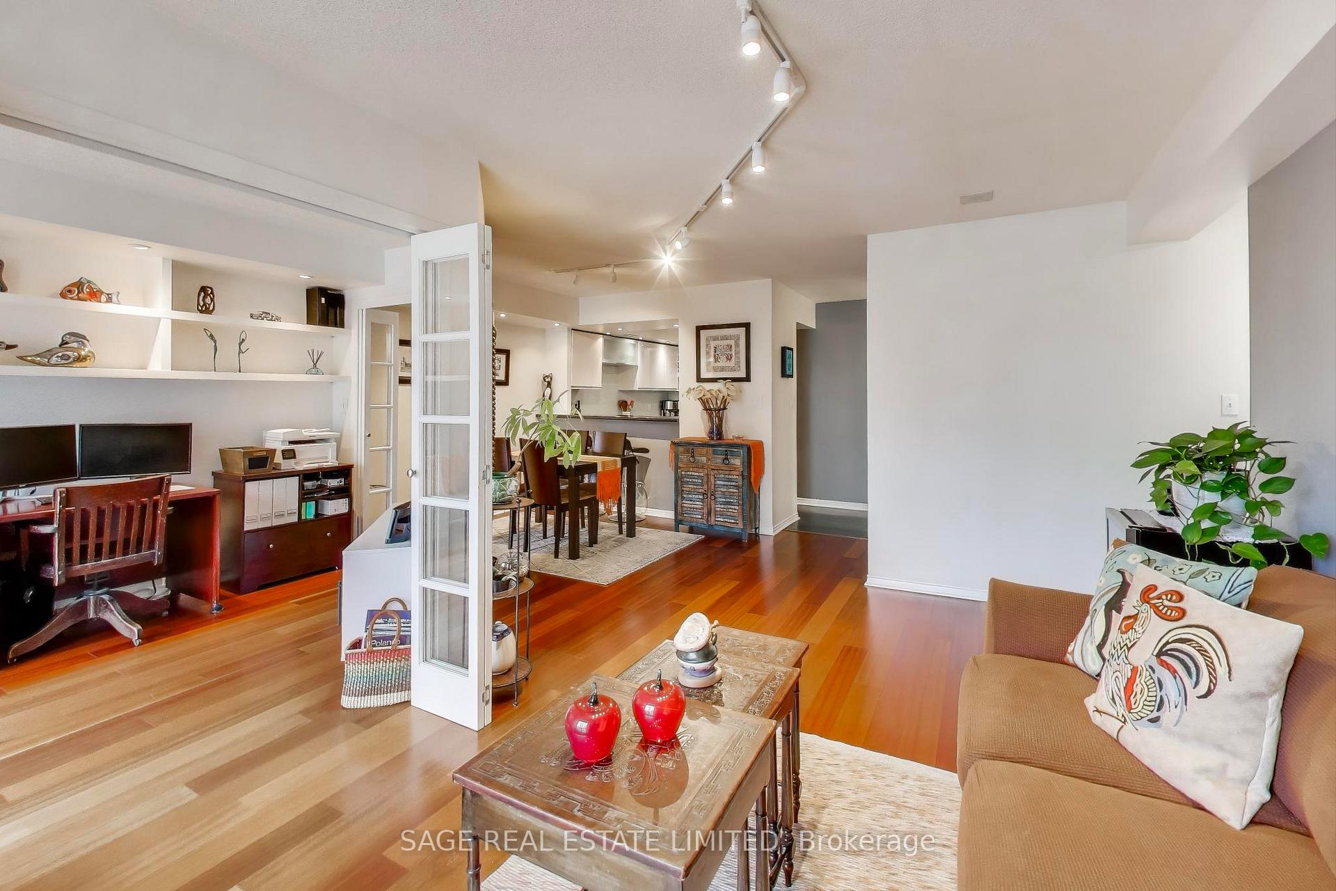 Photo 4 of Unit 1605, 25 The Esplanade, Toronto, Waterfront Communities — HOMEH