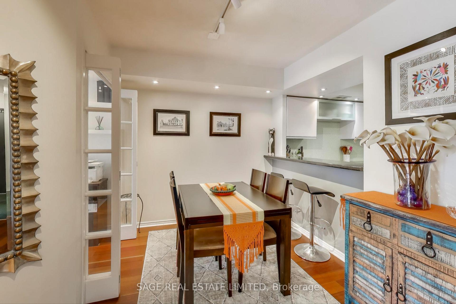 Photo 5 of Unit 1605, 25 The Esplanade, Toronto, Waterfront Communities — HOMEH
